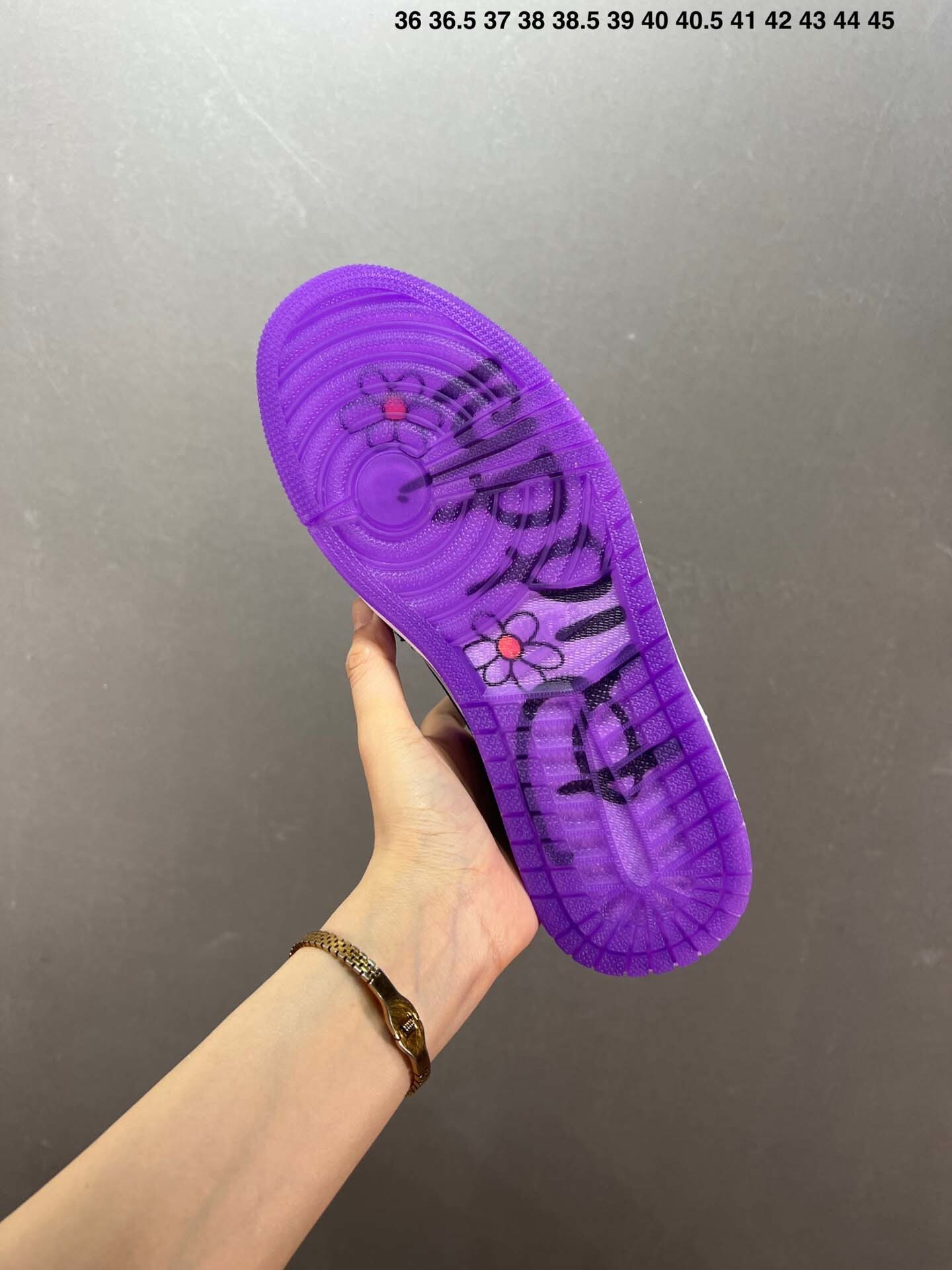 $60-LDN-132 NK gallery