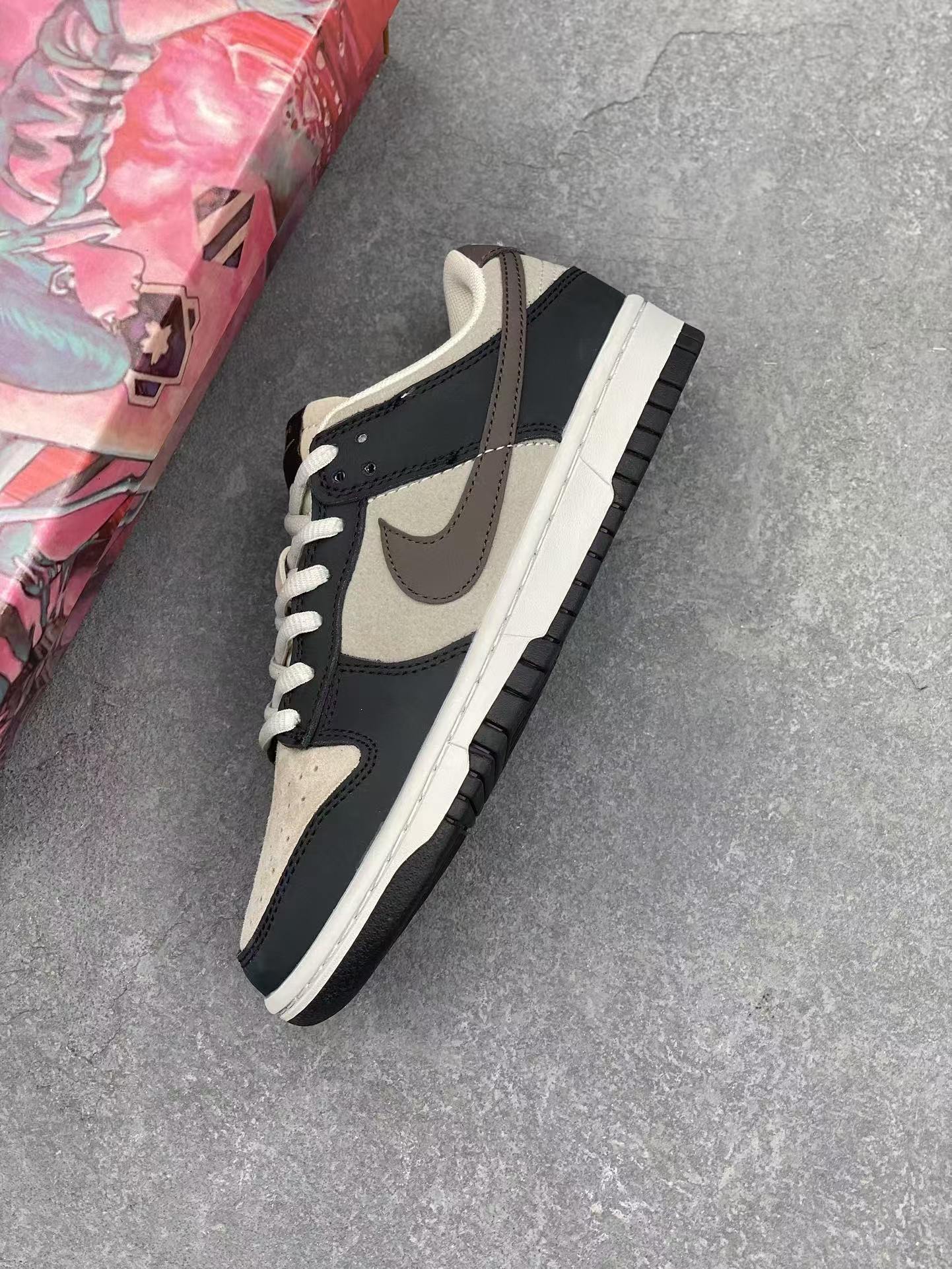 $60-LDN-184 NK gallery