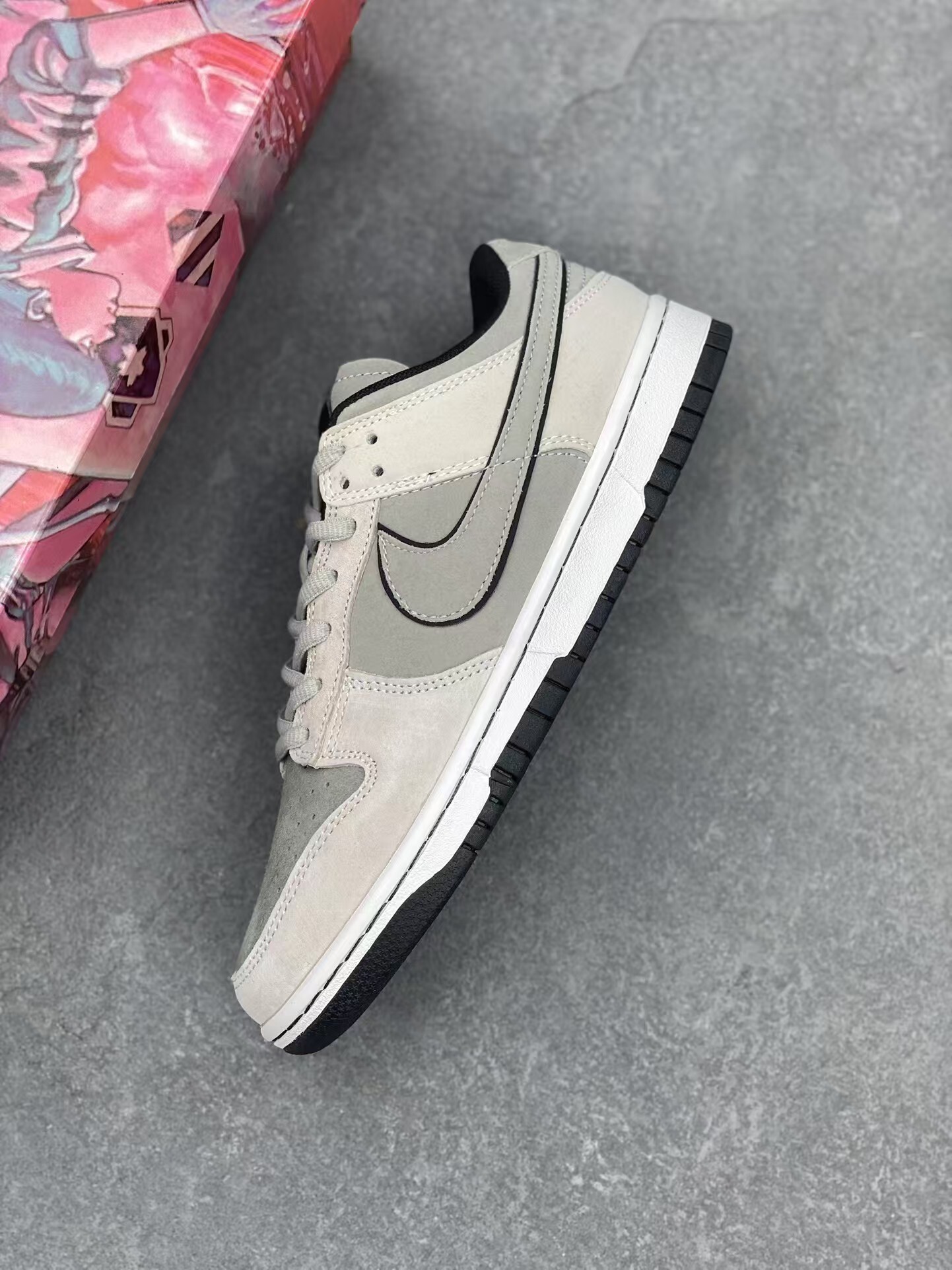 $60-LDN-184 NK gallery