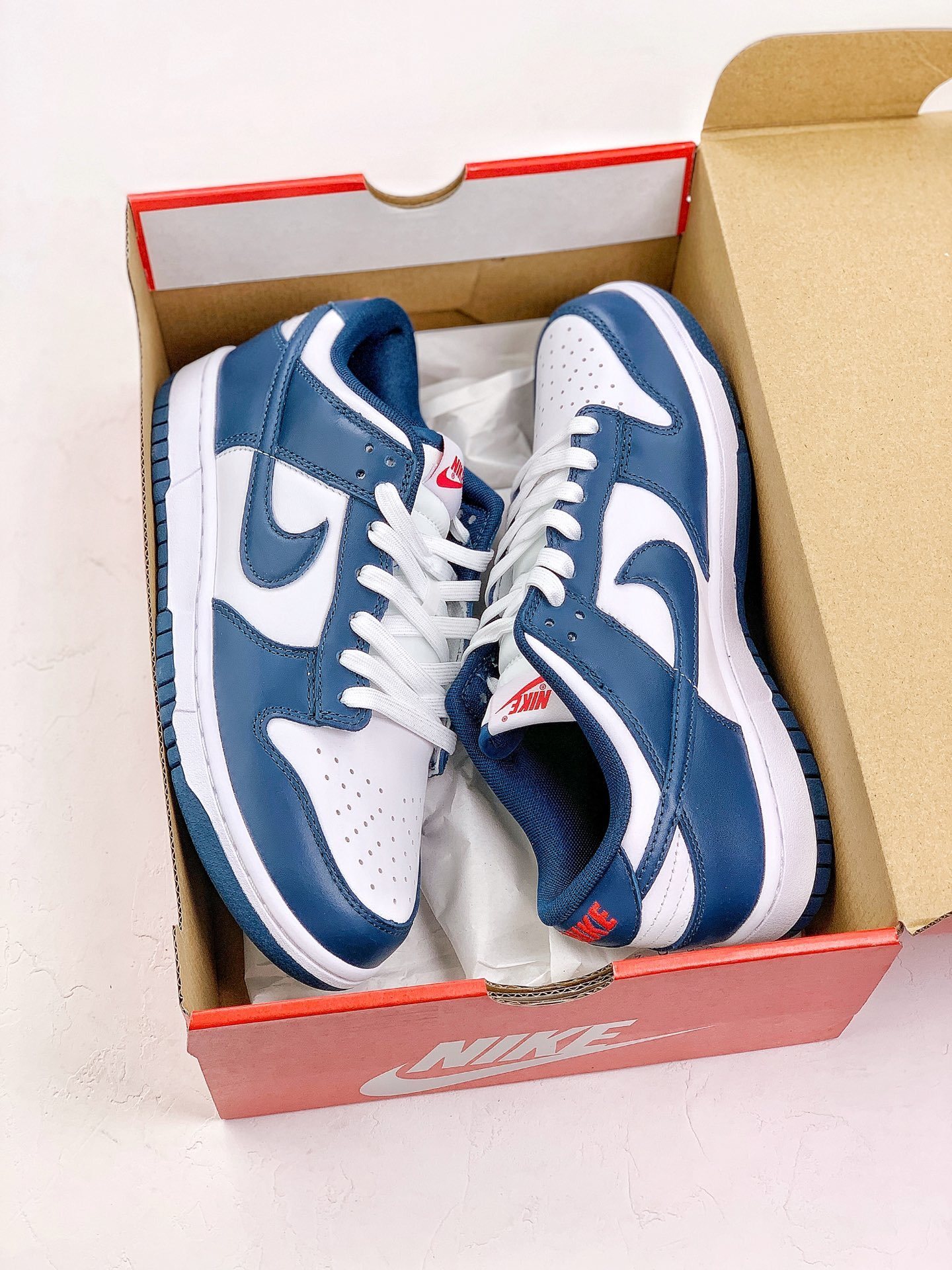 $60-LDN-185 NK gallery