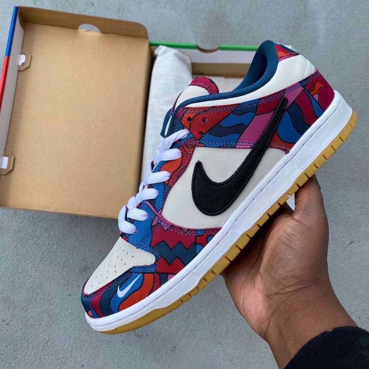 $60-LDN-24 NK gallery