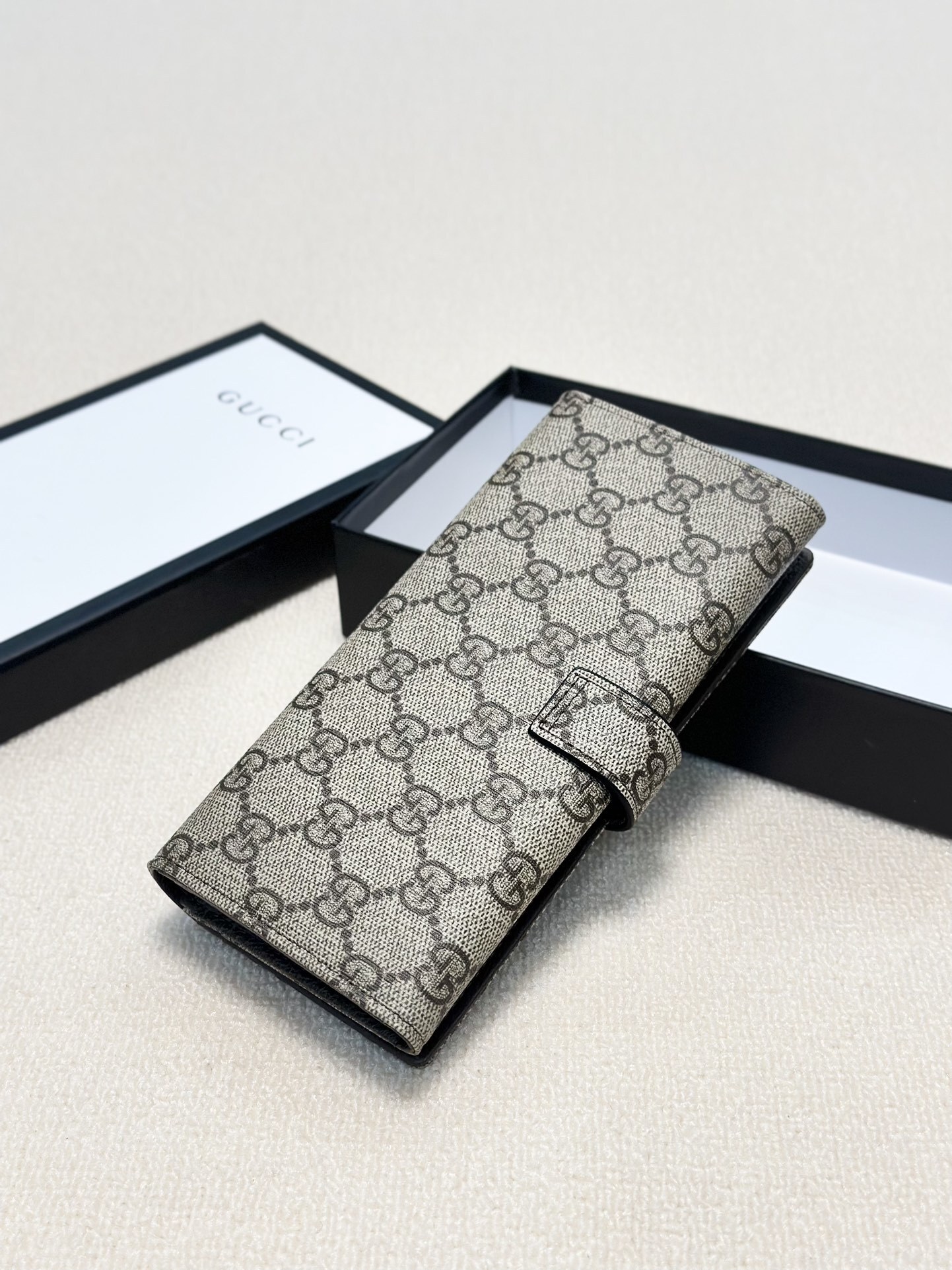 $60-LDN-280 GCI gallery