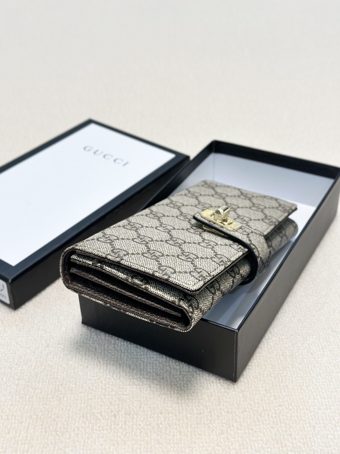 $60-LDN-280 GCI gallery