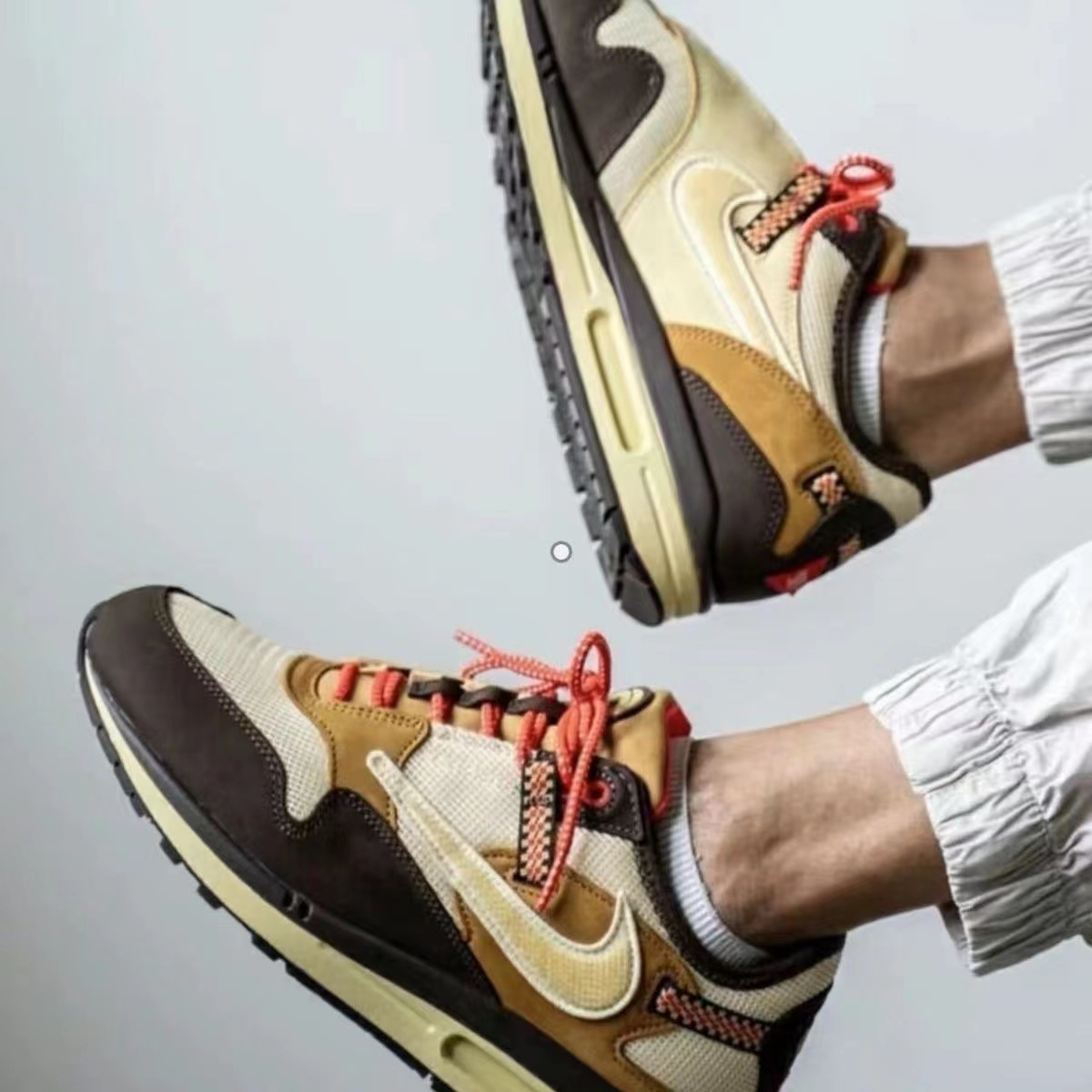 $60-LDN-35 NK gallery