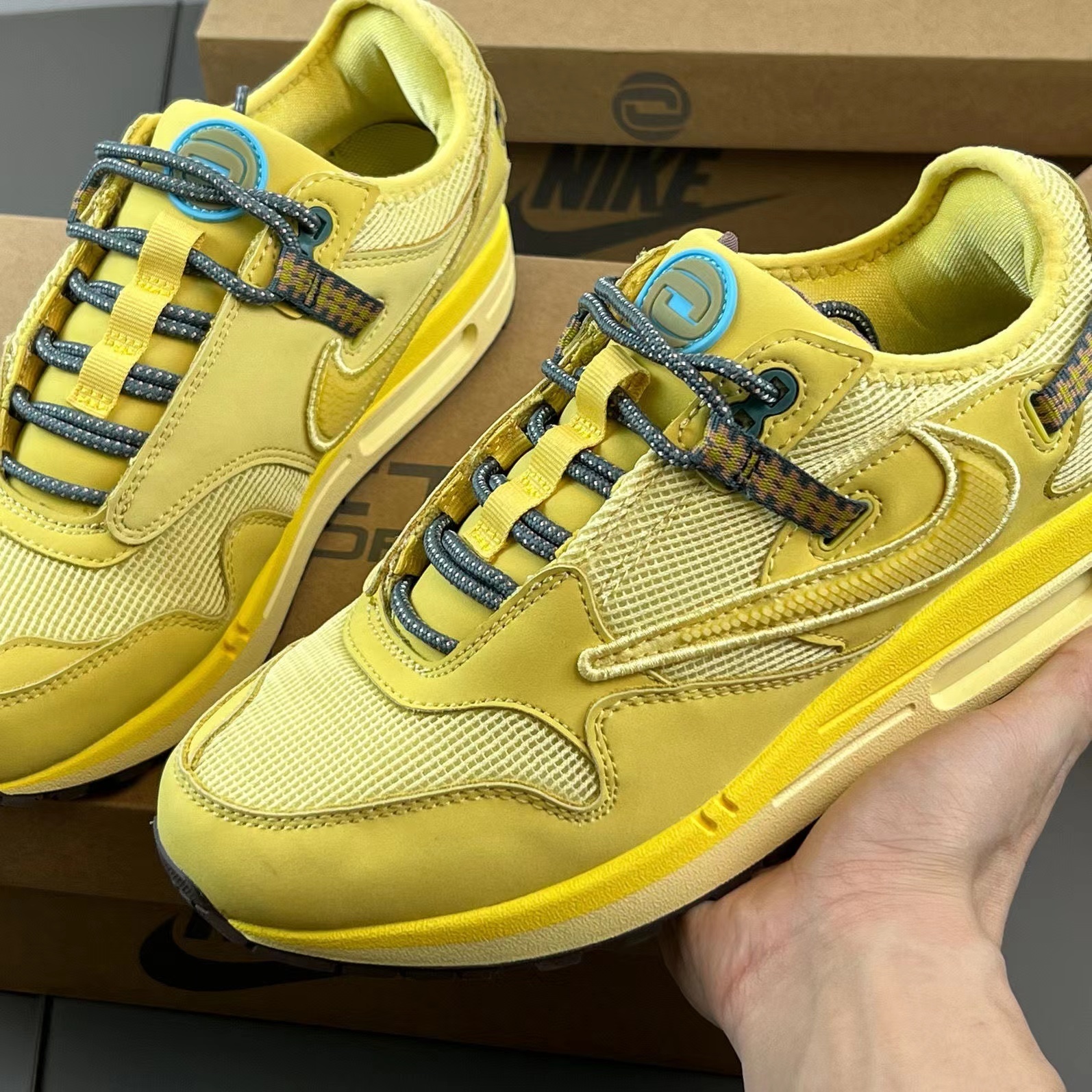 $60-LDN-35 NK gallery