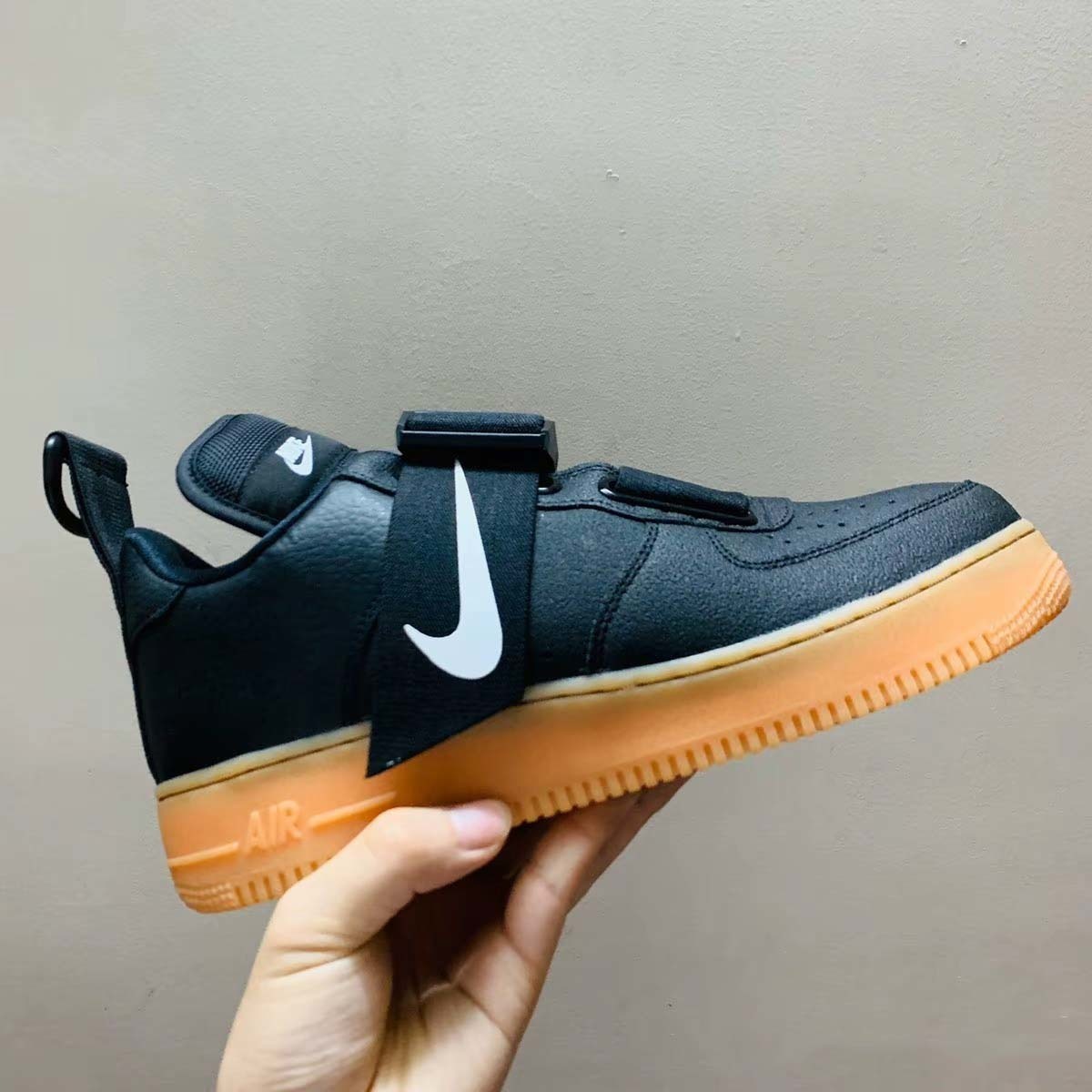 $60-LDN-45 NK gallery