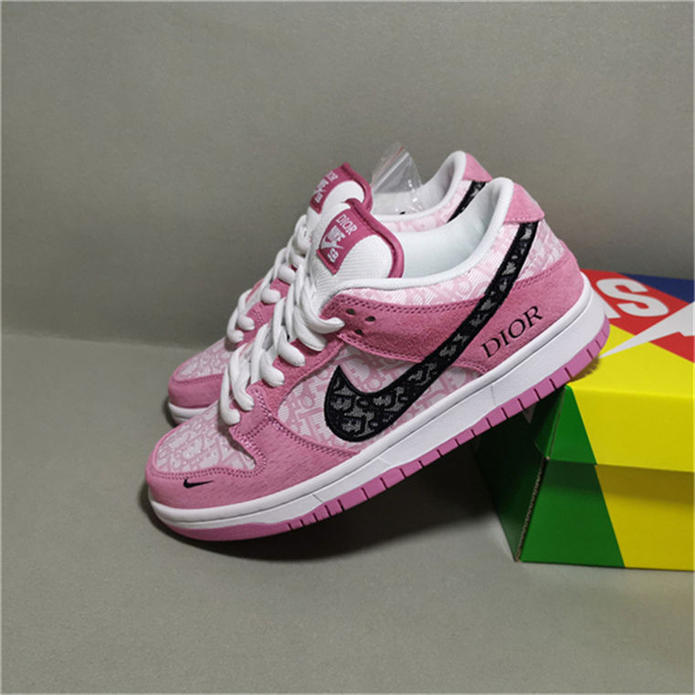 $60-LDN-77 NK gallery