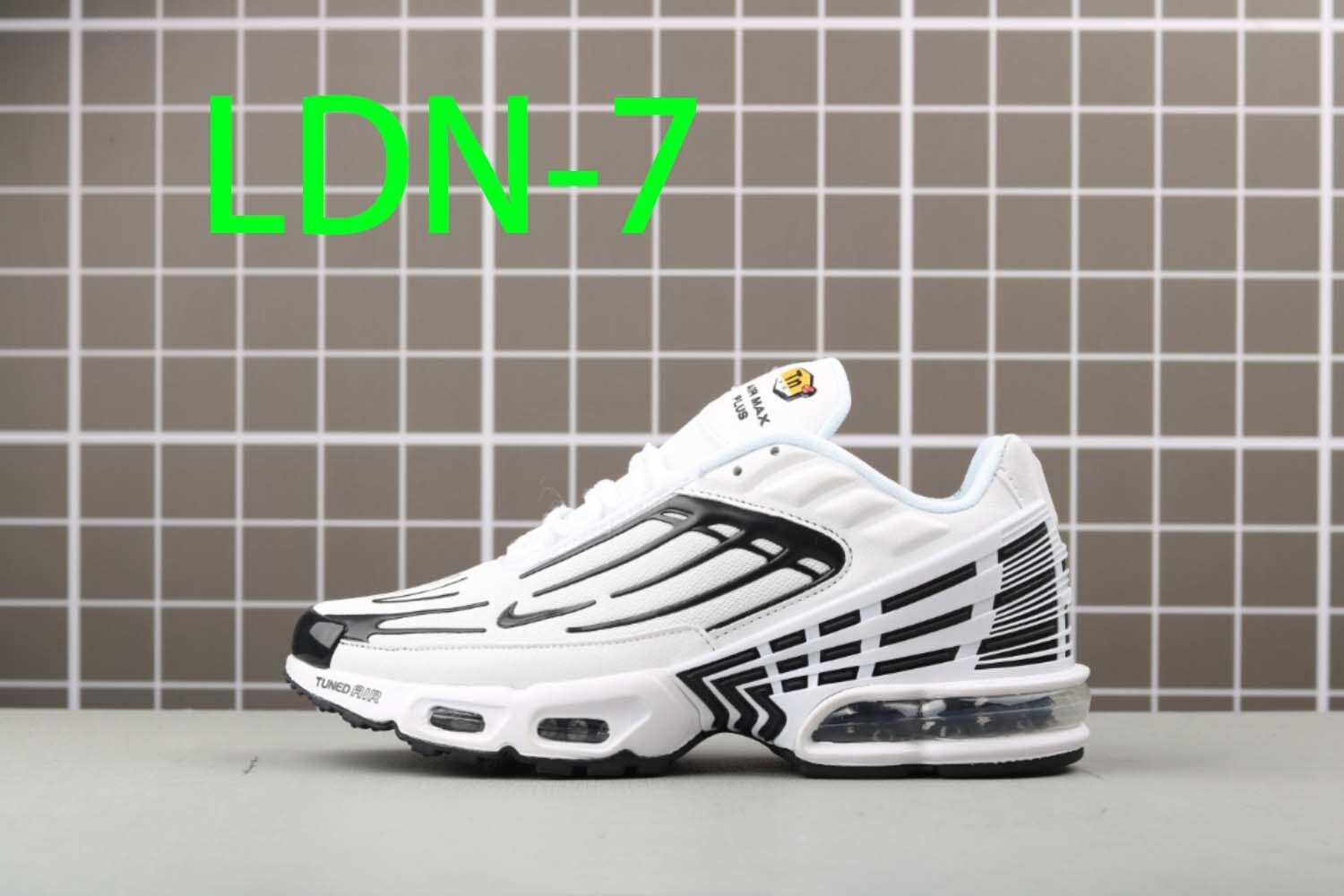 $60-LDN-94 NK gallery