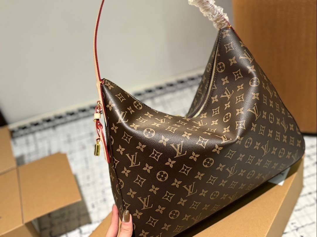 $61-LDN-338 LV gallery