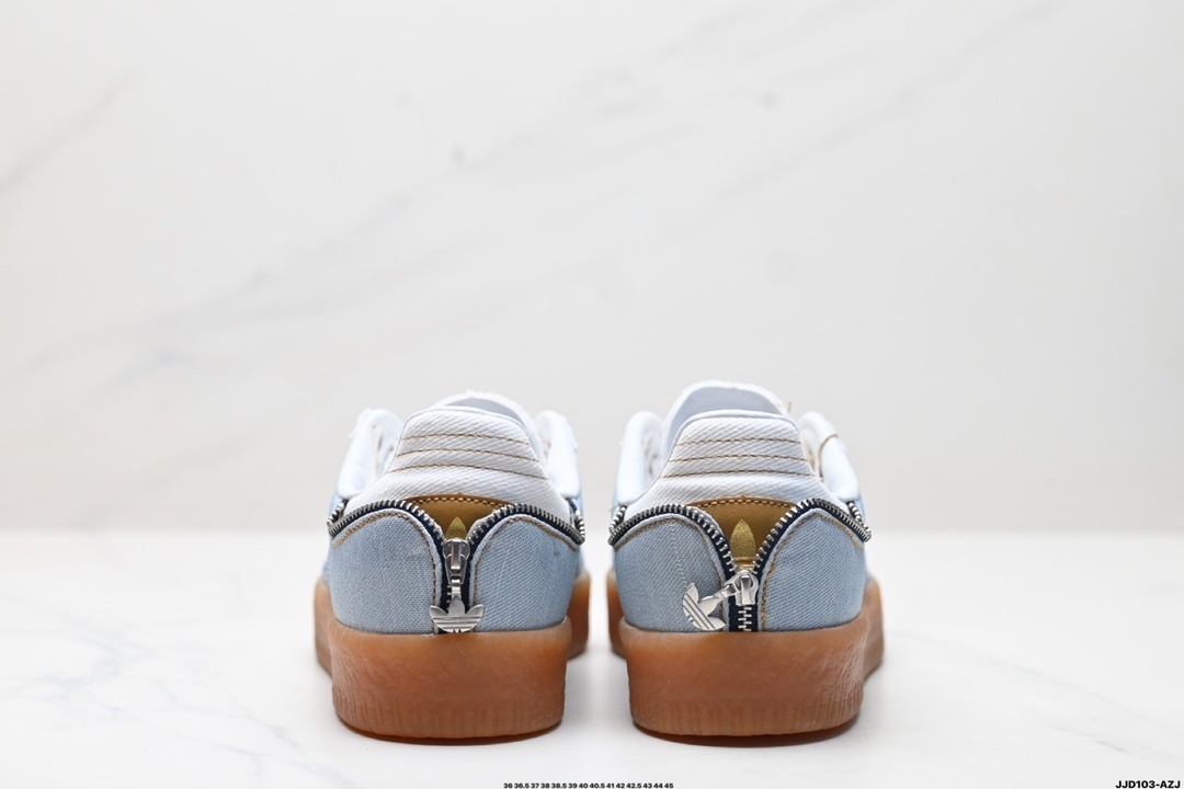 $61-LDN-636 AD gallery