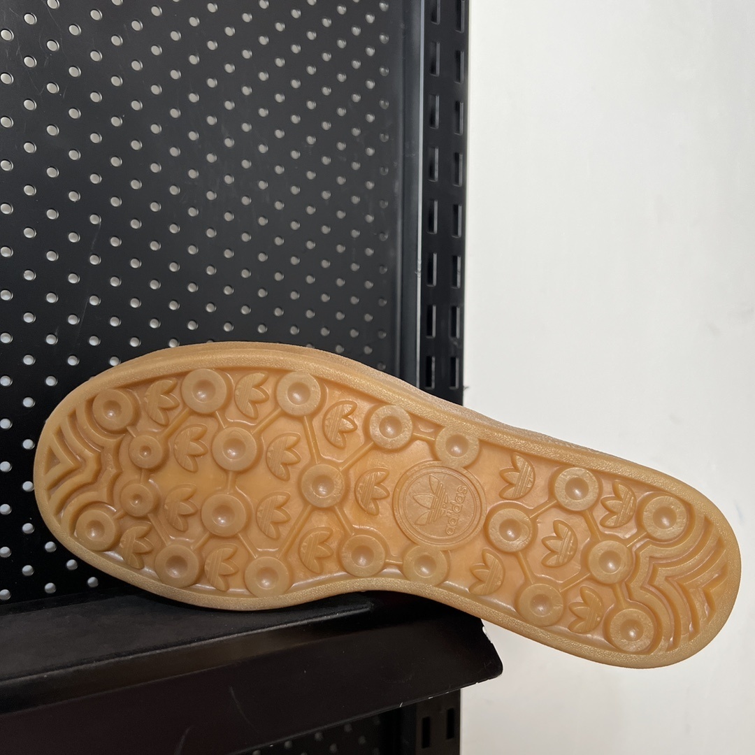 $61.99-LDN-613 AD gallery