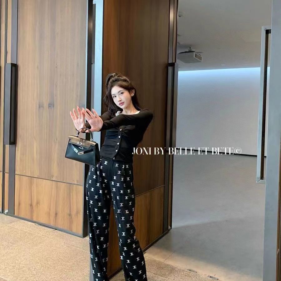 $62-LDN-571 Cel gallery