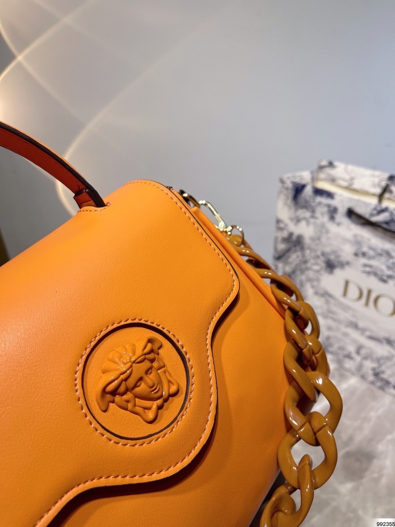 $62-LDN-591 VER gallery