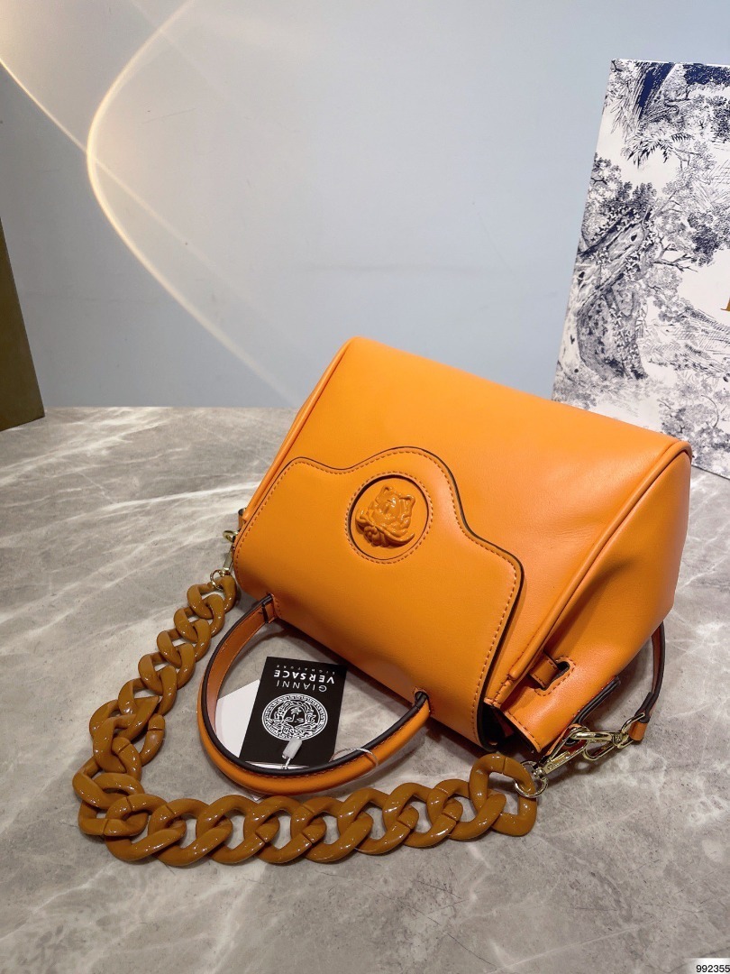 $62-LDN-591 VER gallery