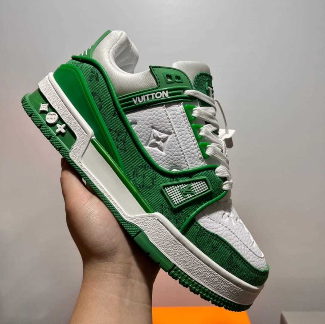 $62-LDN-722 LV gallery