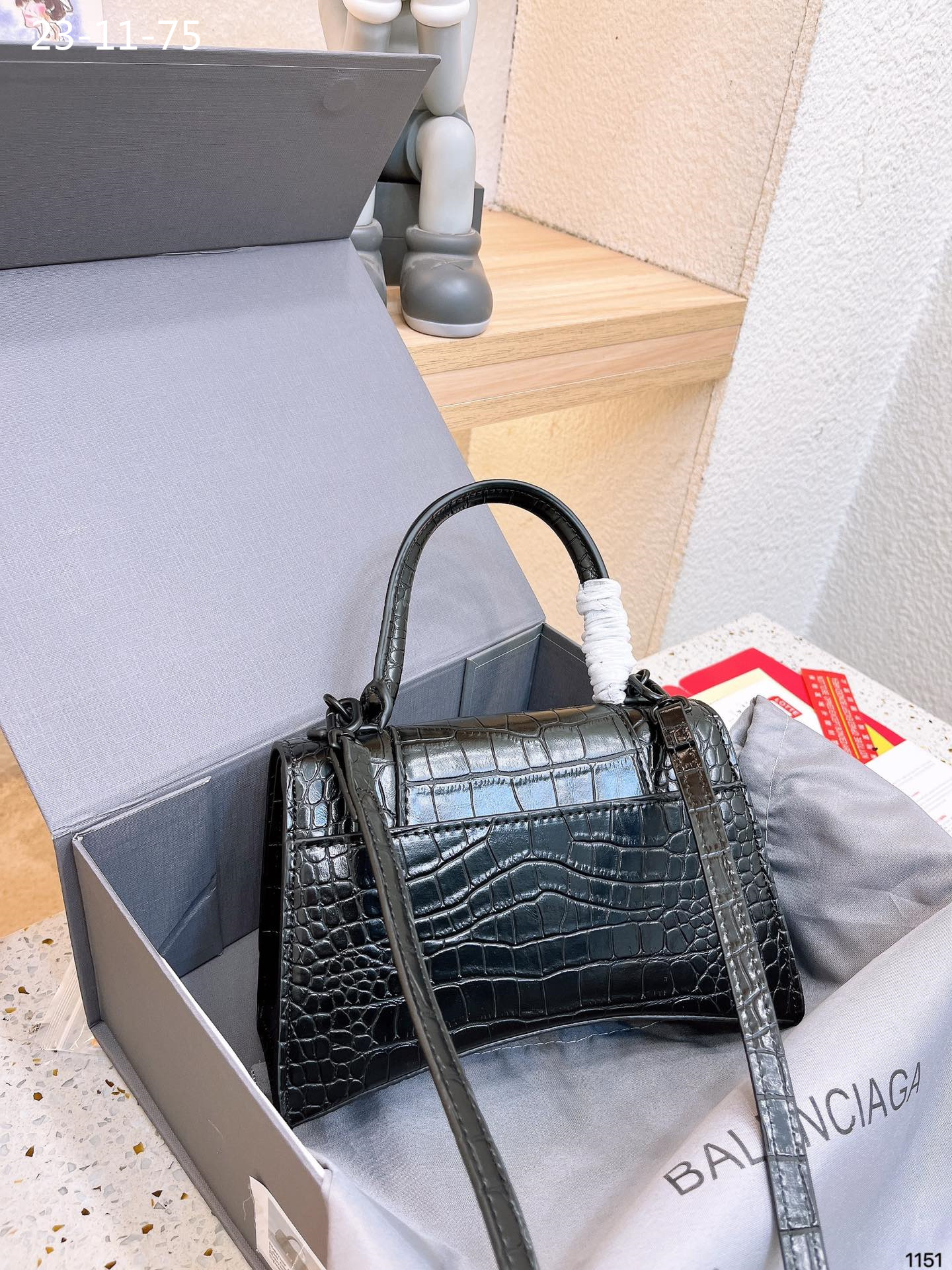 $62.99-LDN-665 Bacga gallery