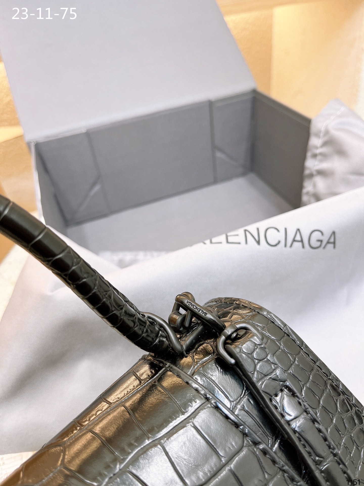 $62.99-LDN-665 Bacga gallery