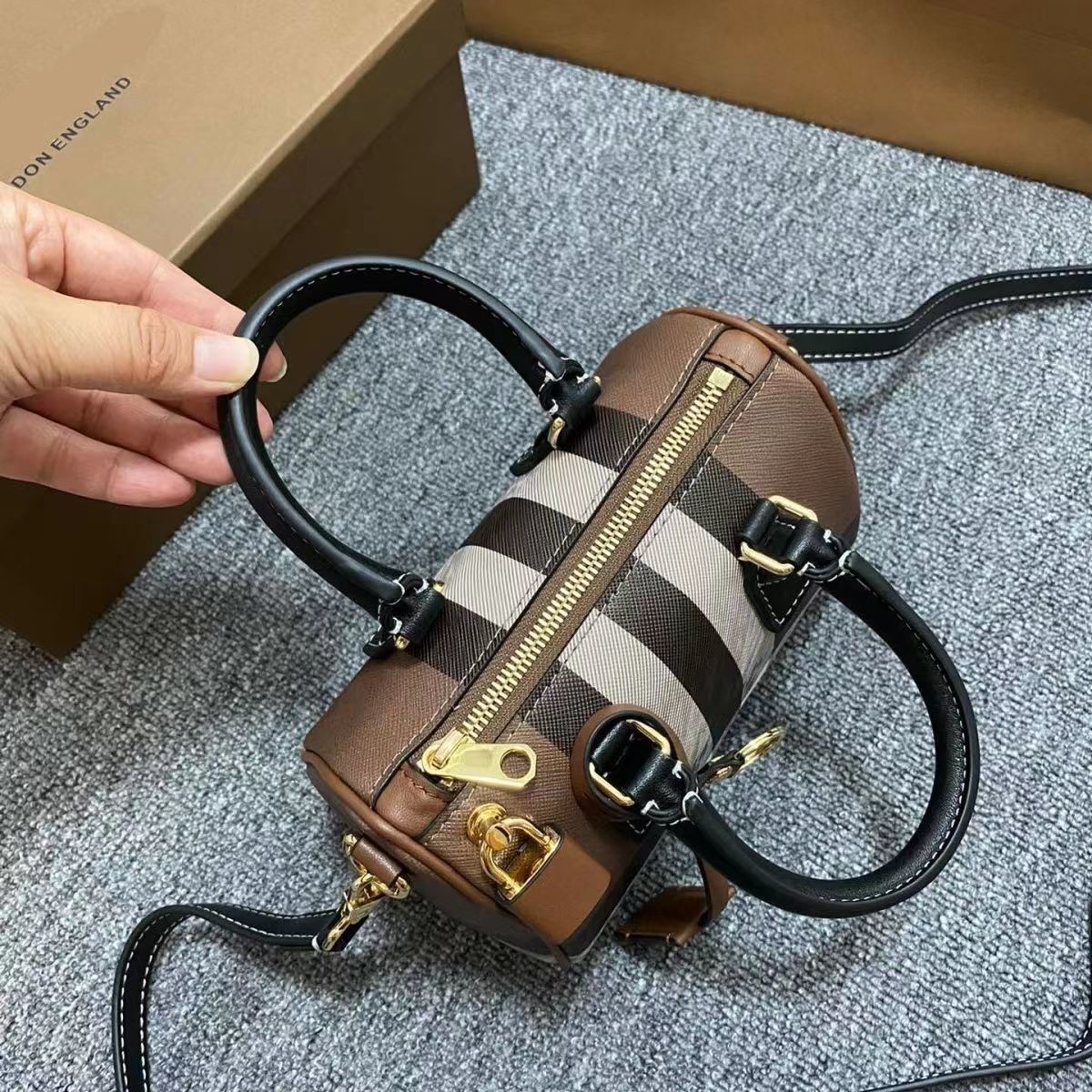 $62.99-LDN-700 BURBE gallery