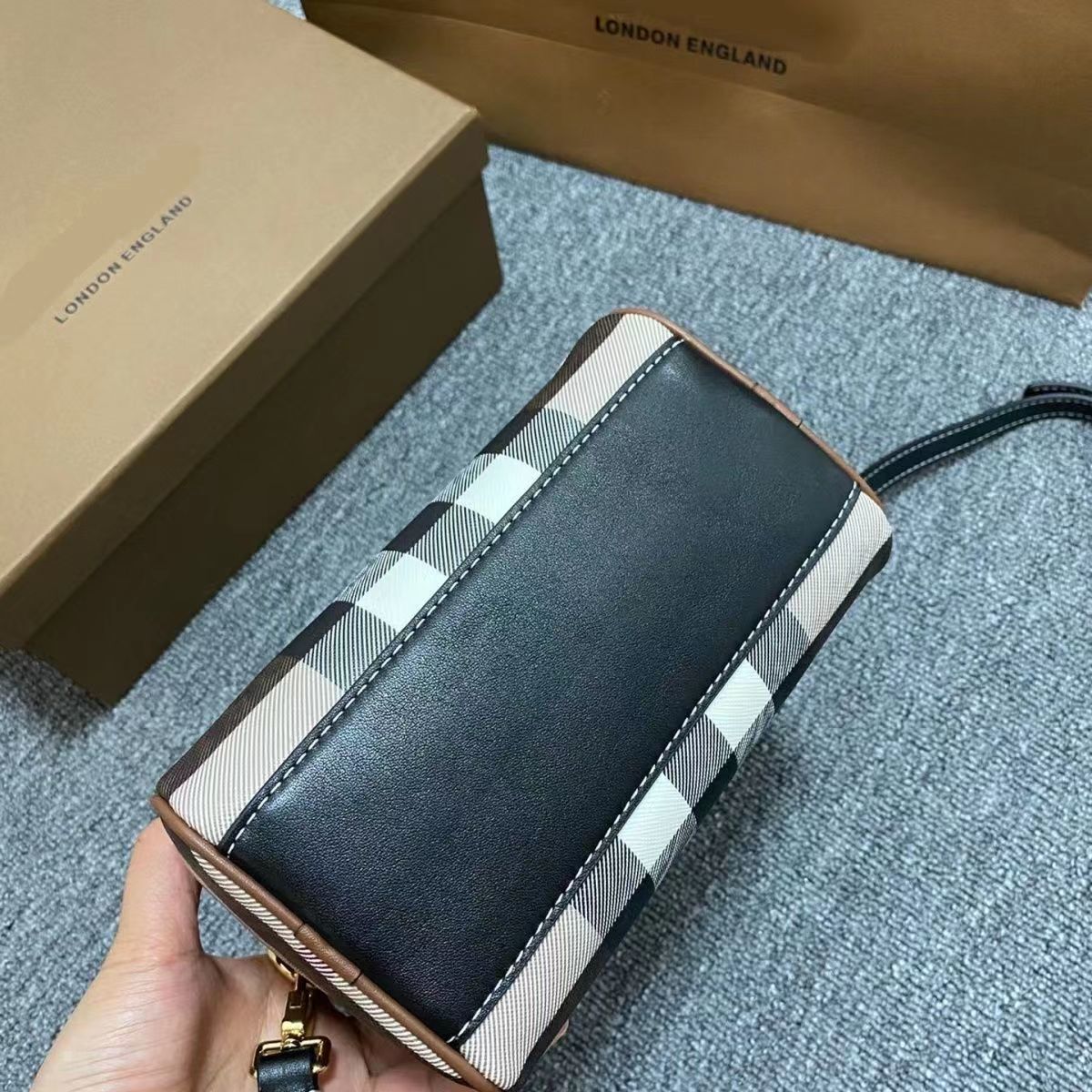 $62.99-LDN-700 BURBE gallery