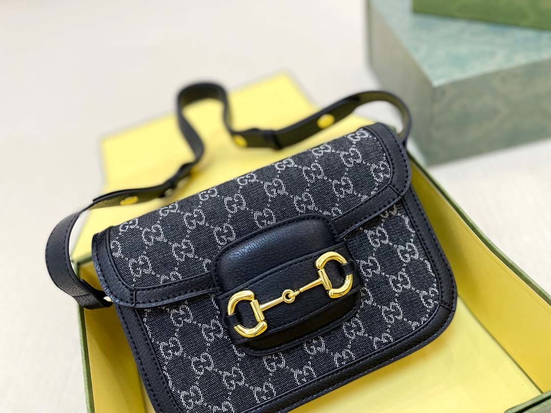 $63-LDN-227 GCI gallery