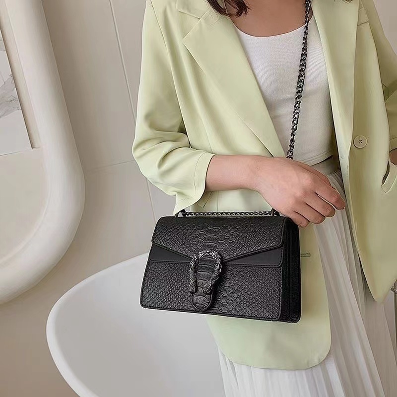 $63-LDN-236 GCI gallery