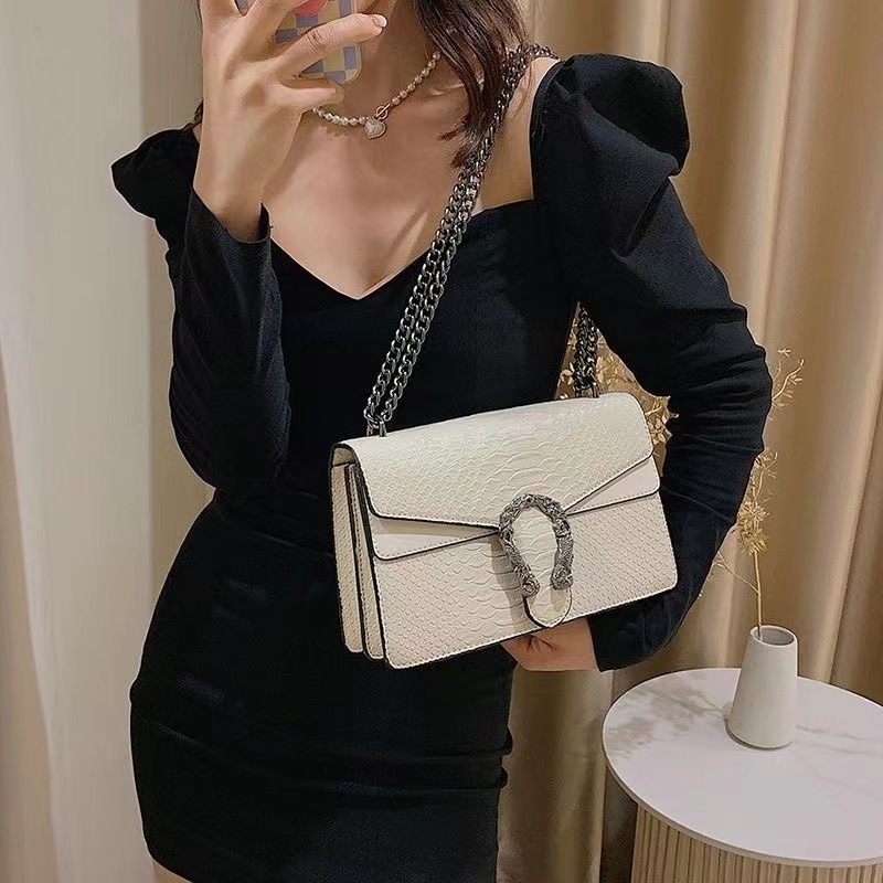 $63-LDN-236 GCI gallery