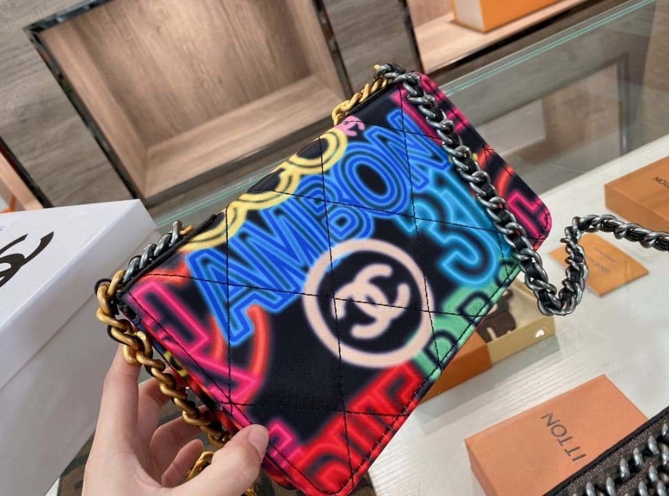 $63-LDN-346 CHA gallery