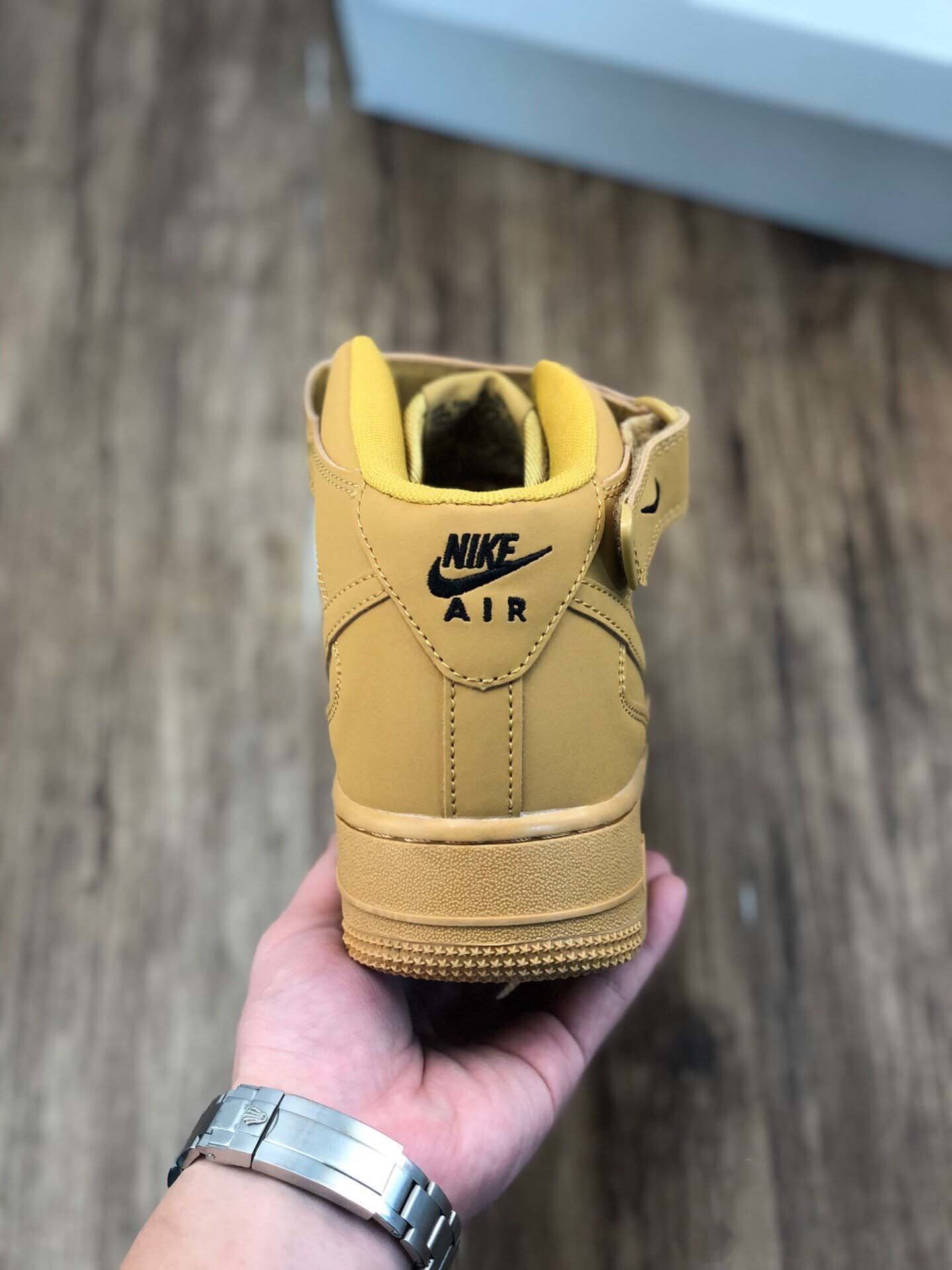 $63-LDN-90 NK gallery