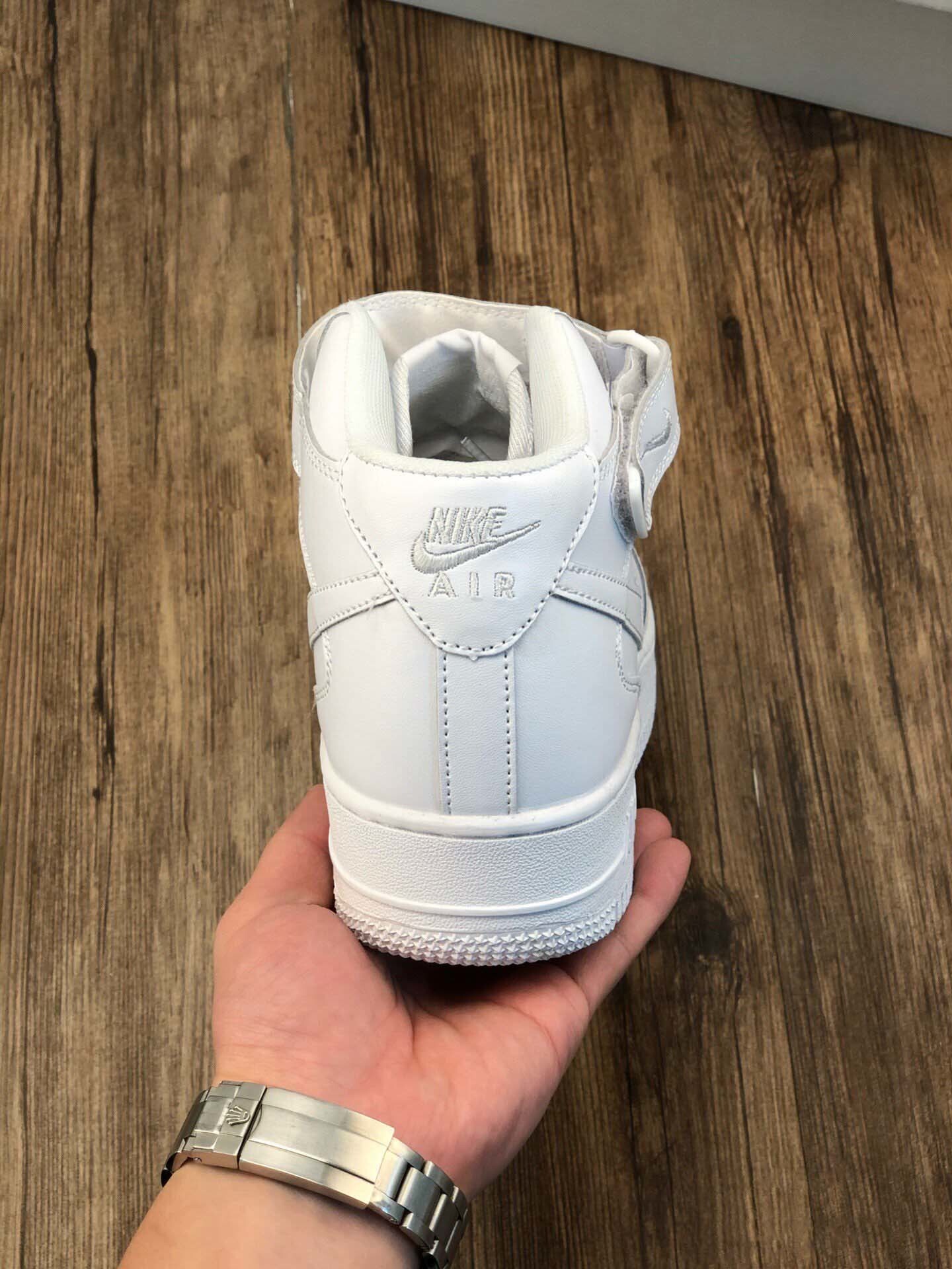 $63-LDN-90 NK gallery