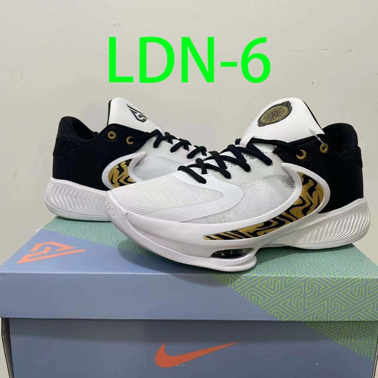 $64-LDN-104 NK gallery