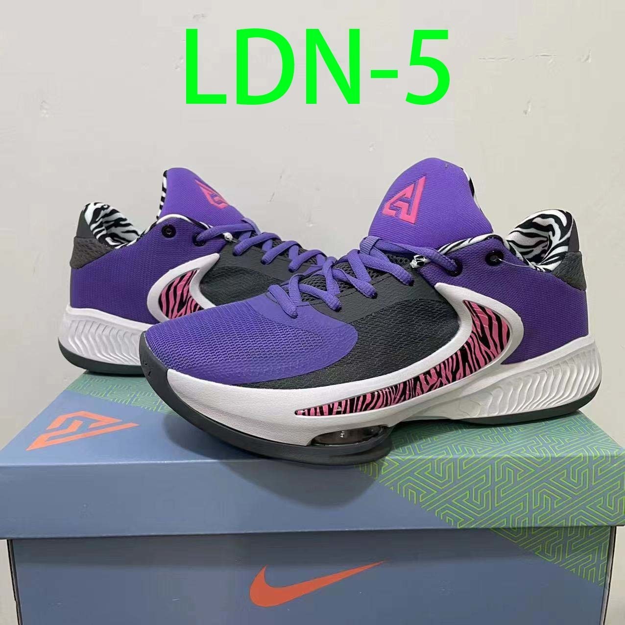 $64-LDN-104 NK gallery