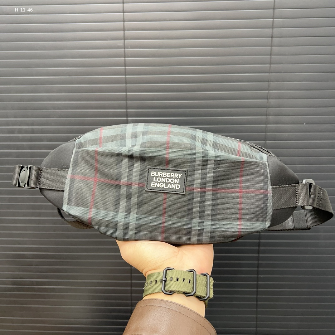 $64-LDN-698 BURBE gallery