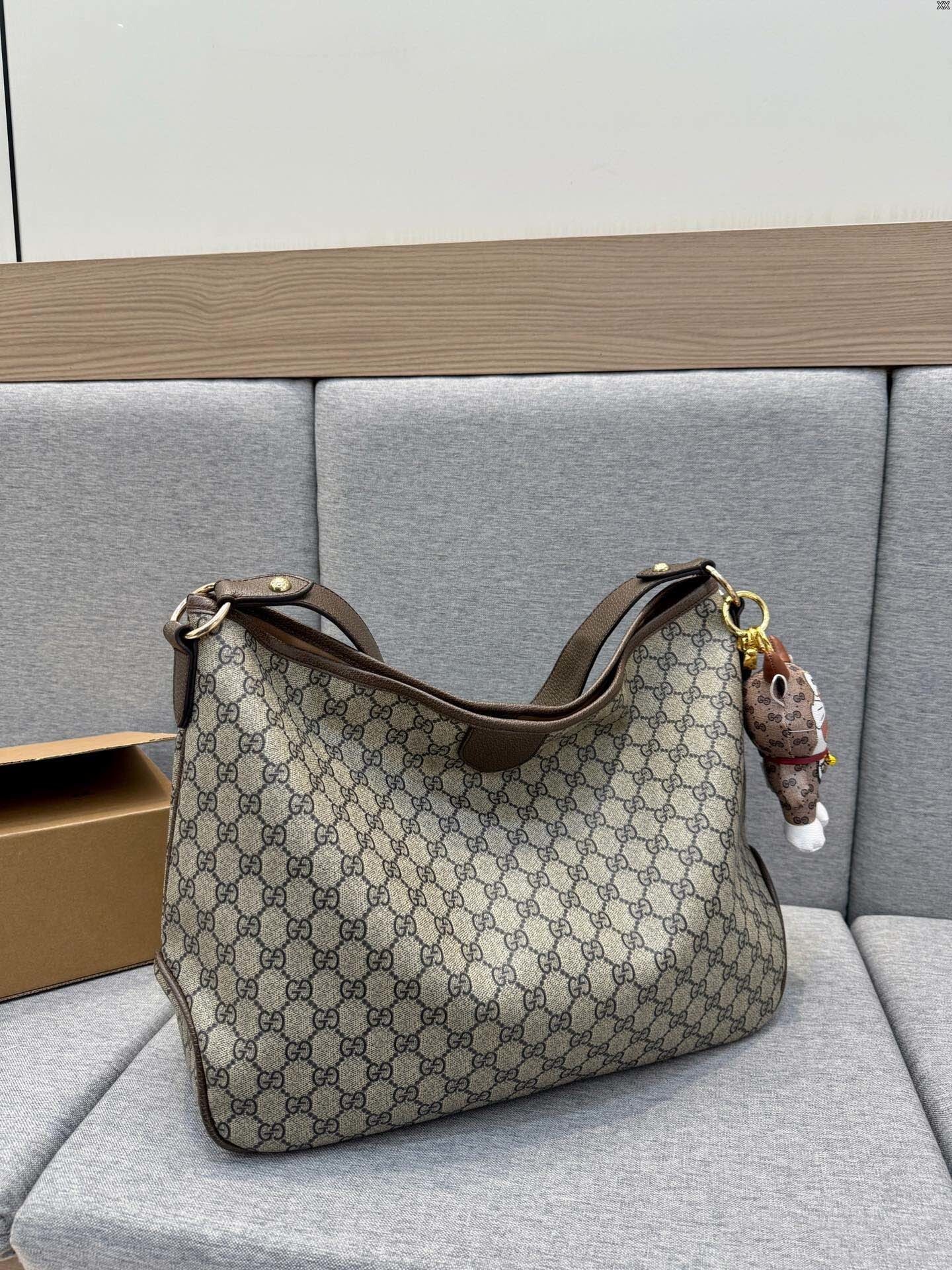 $65-LDN-260 GCI gallery