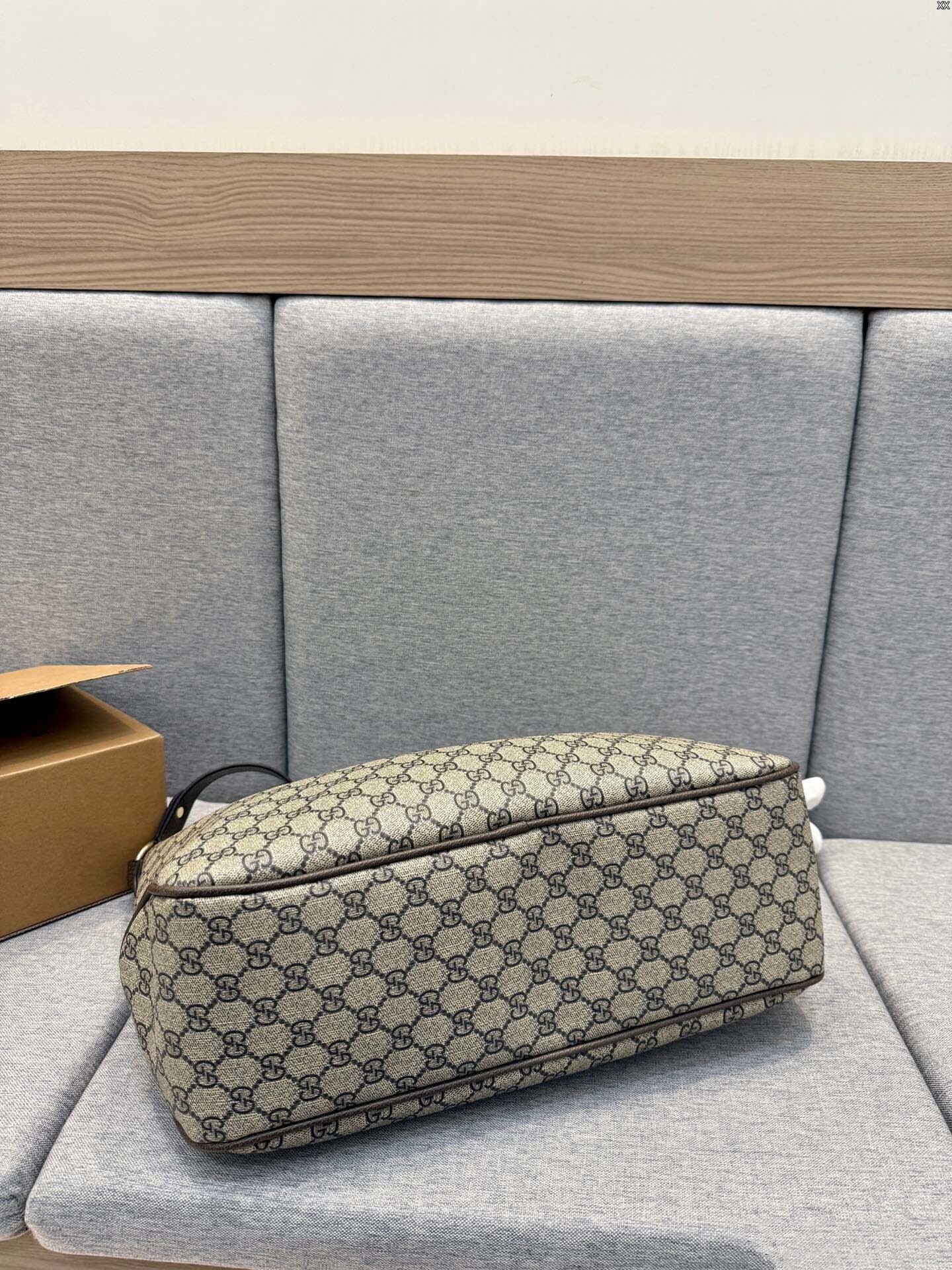 $65-LDN-260 GCI gallery