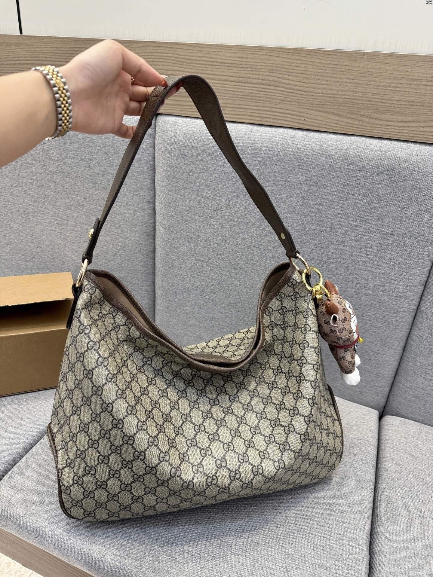 $65-LDN-260 GCI gallery