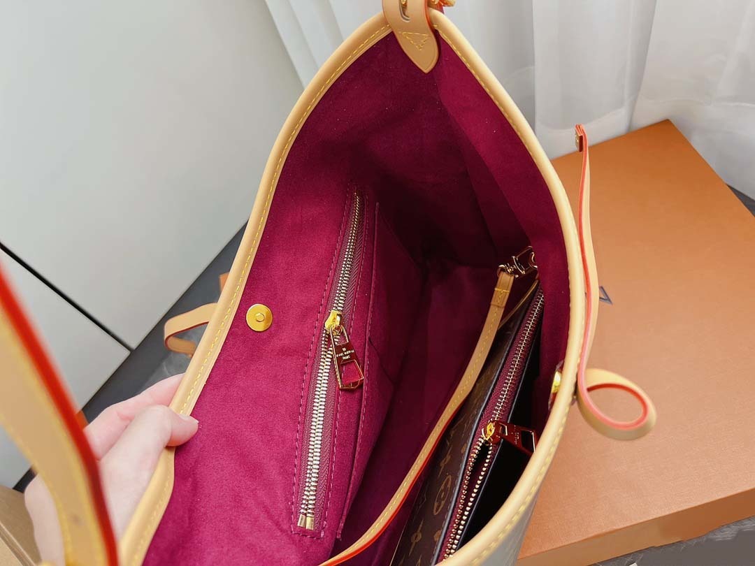 $65-LDN-326 LV gallery