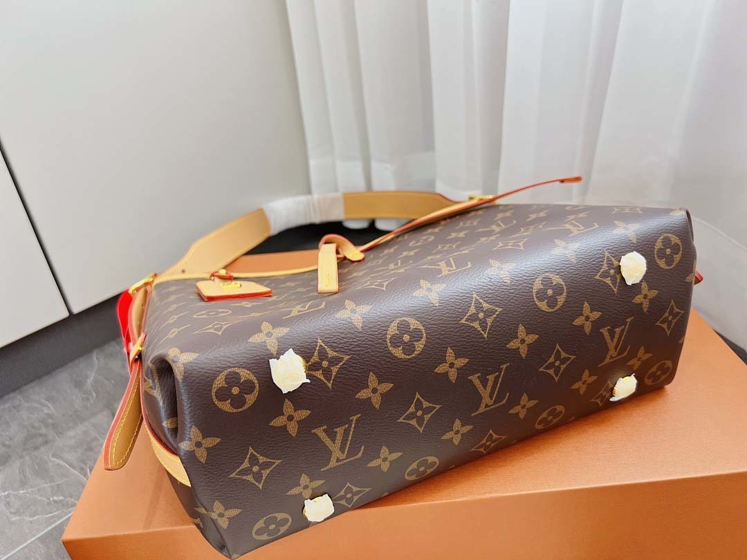 $65-LDN-326 LV gallery