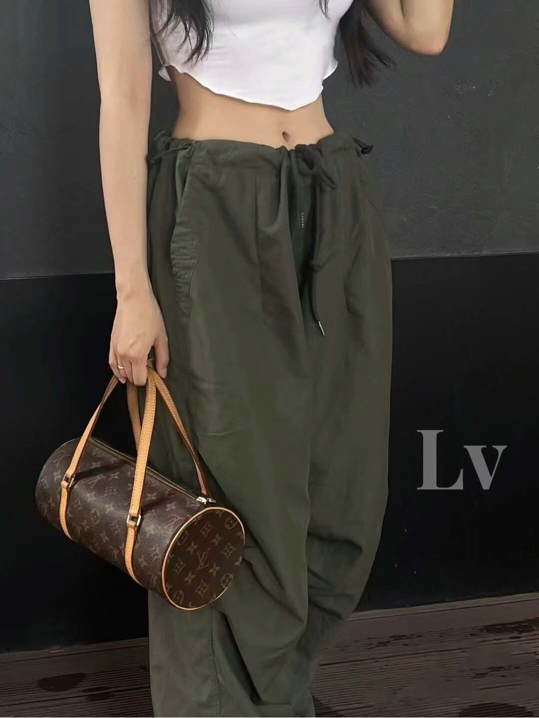 $65-LDN-337 LV gallery