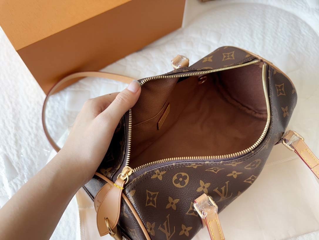 $65-LDN-337 LV gallery