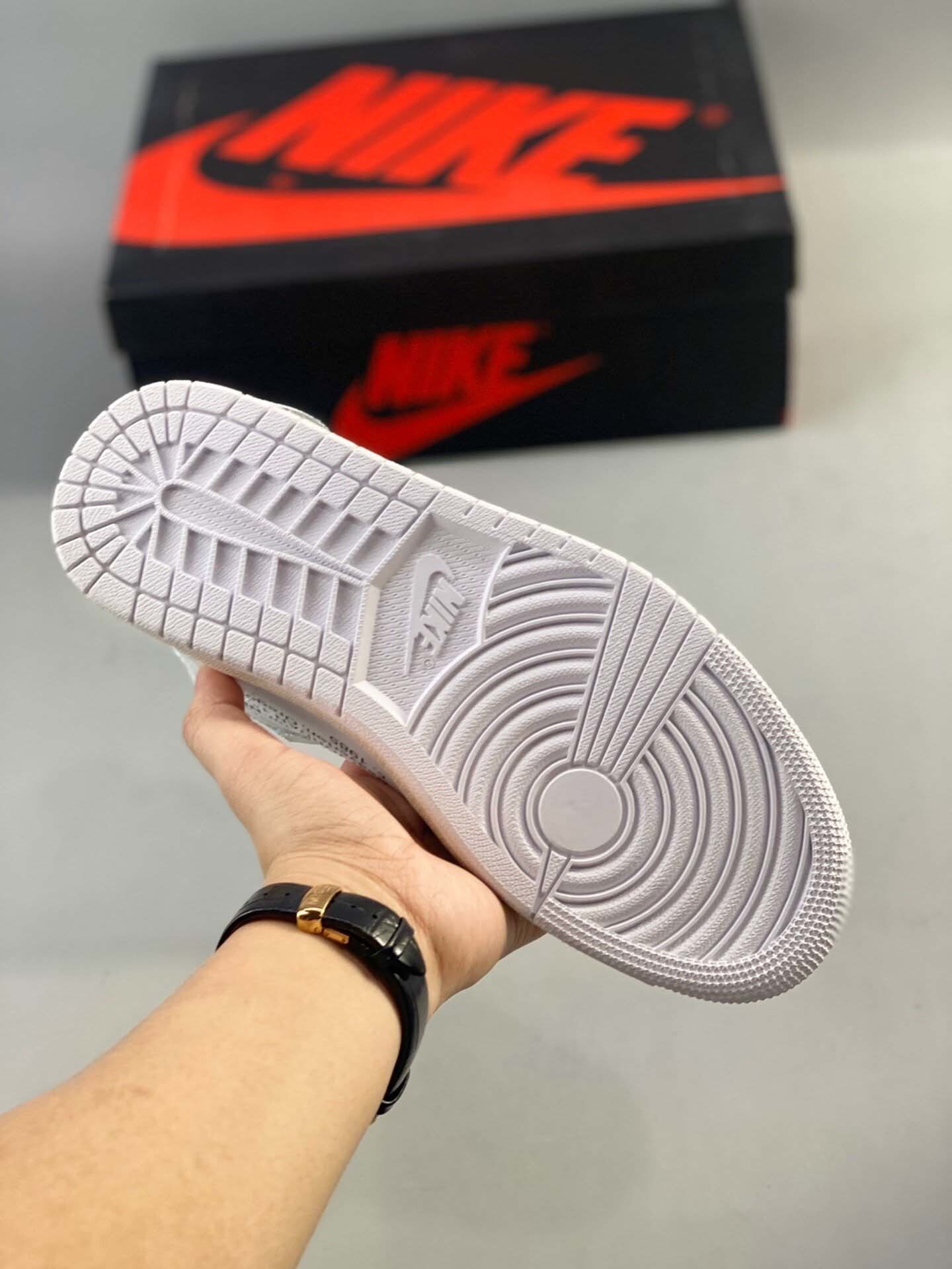 $65-LDN-47 NK gallery