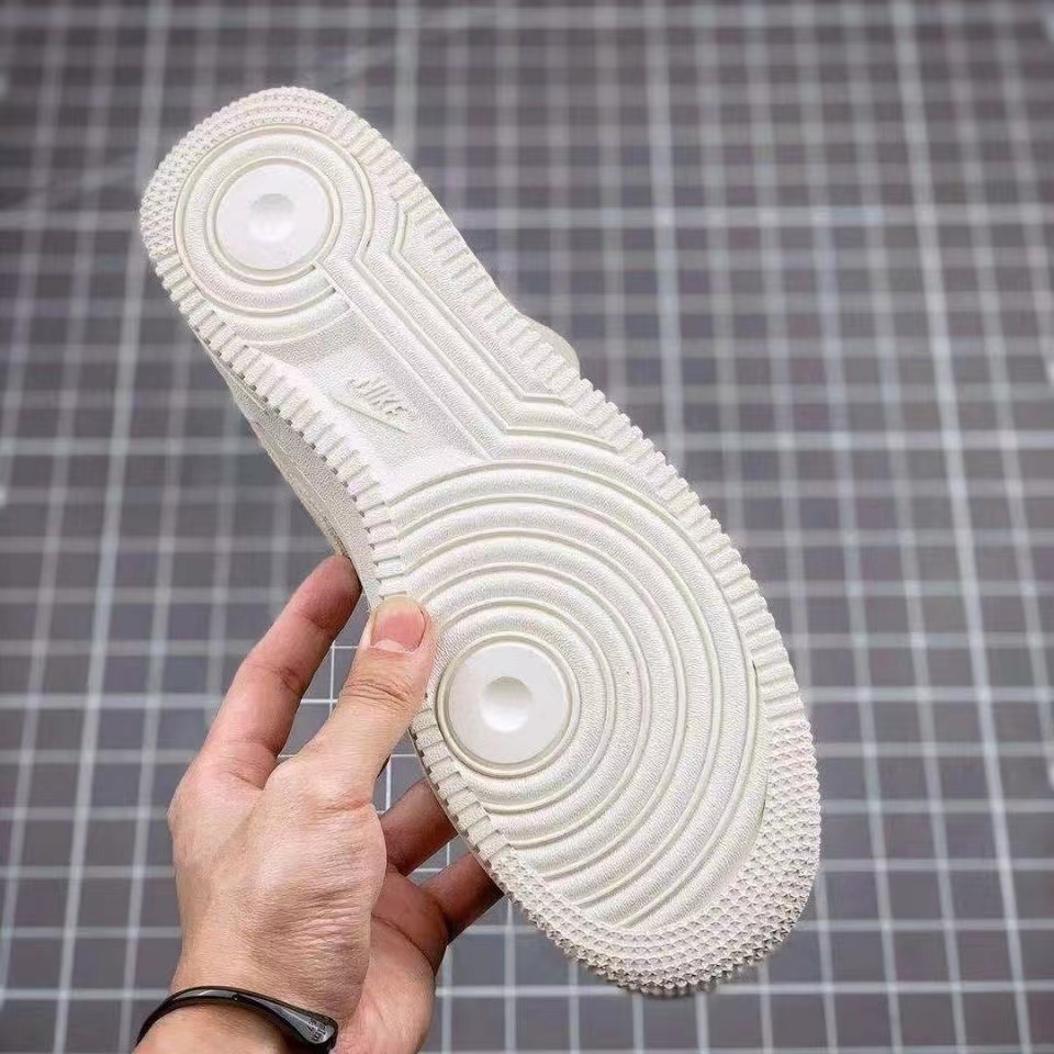 $65-LDN-99 NK gallery