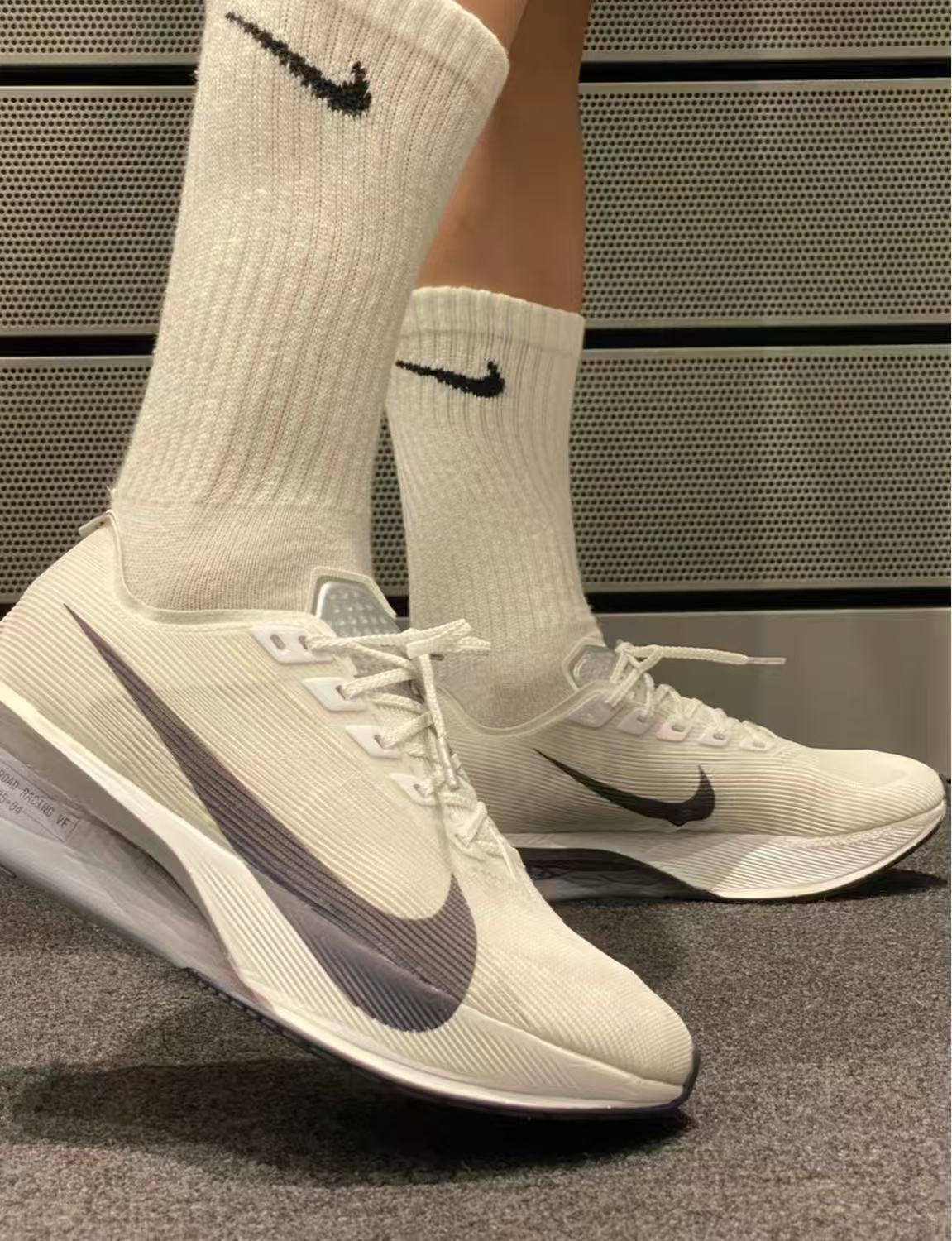 $65.5-LDN-896 NK gallery