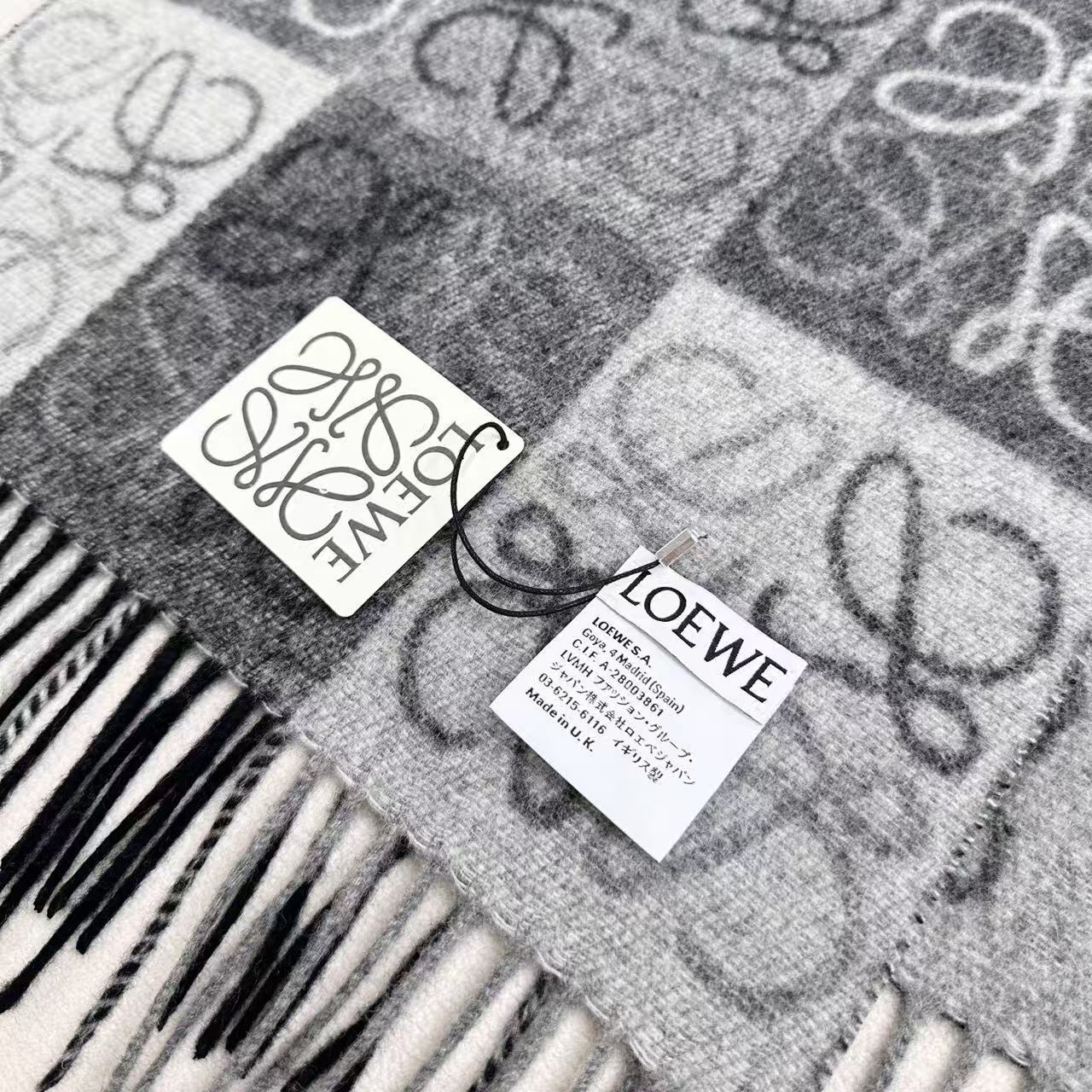 $65.5-LING-15 LOEWE gallery