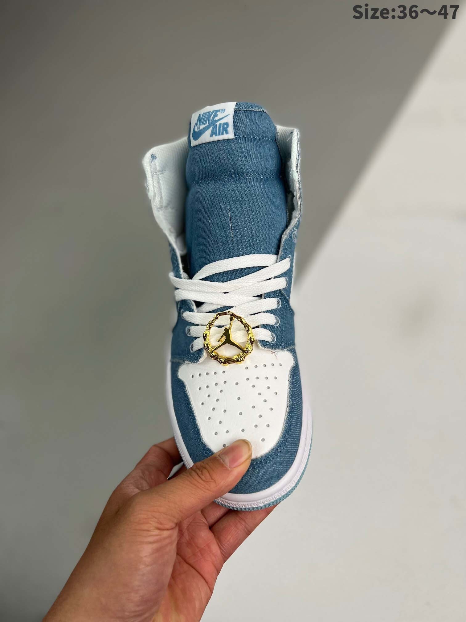 $66-LDN-147 AJ gallery