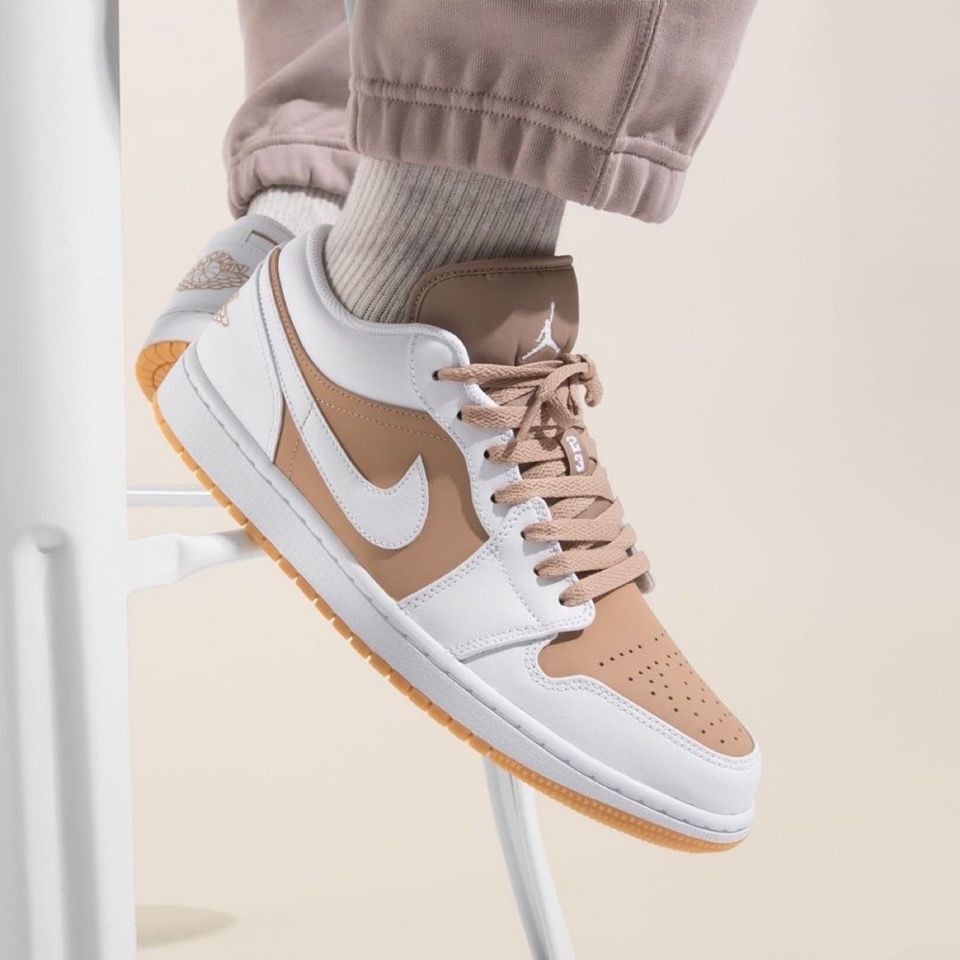 $67-LDN-152 NK gallery