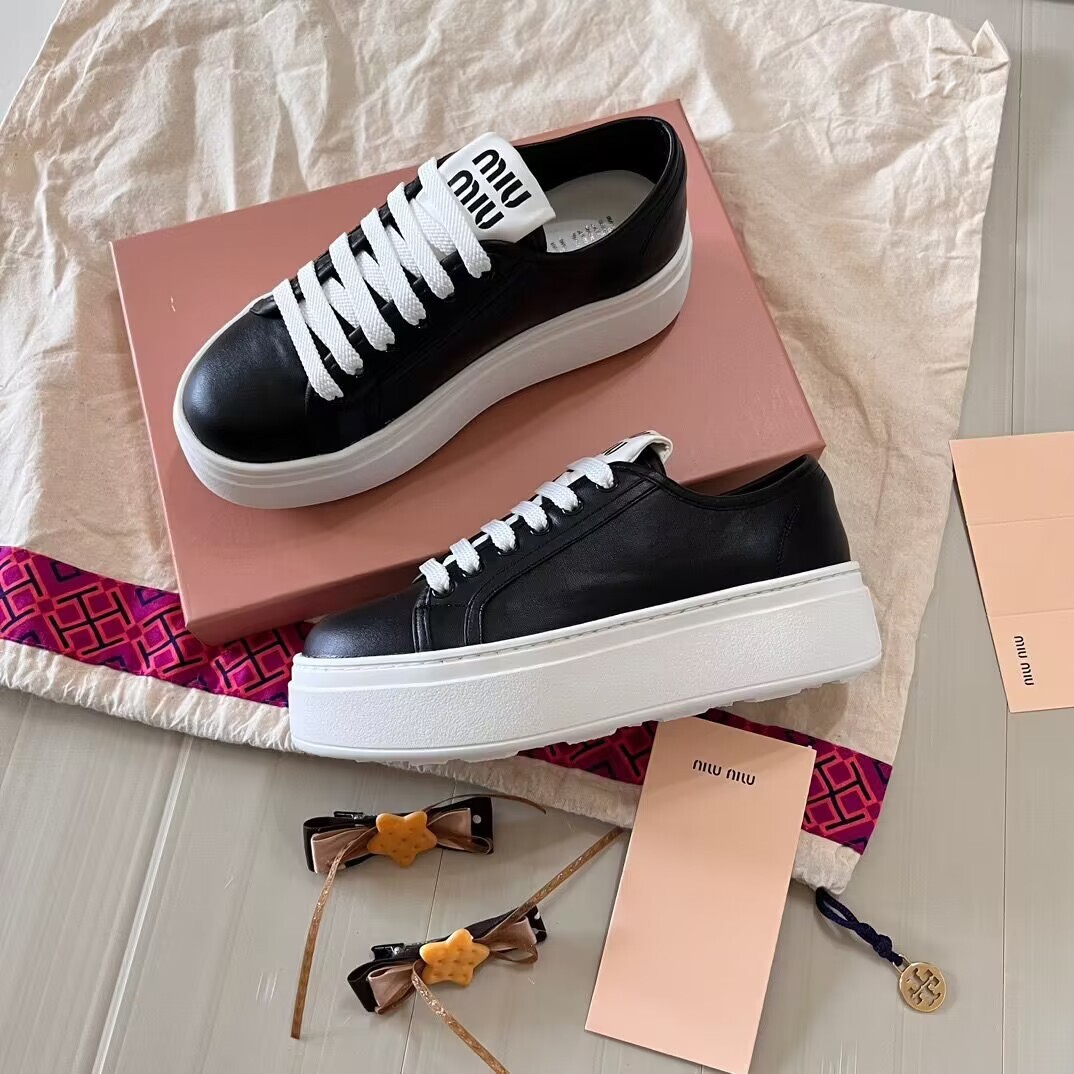 $67-LDN-534 MIU gallery