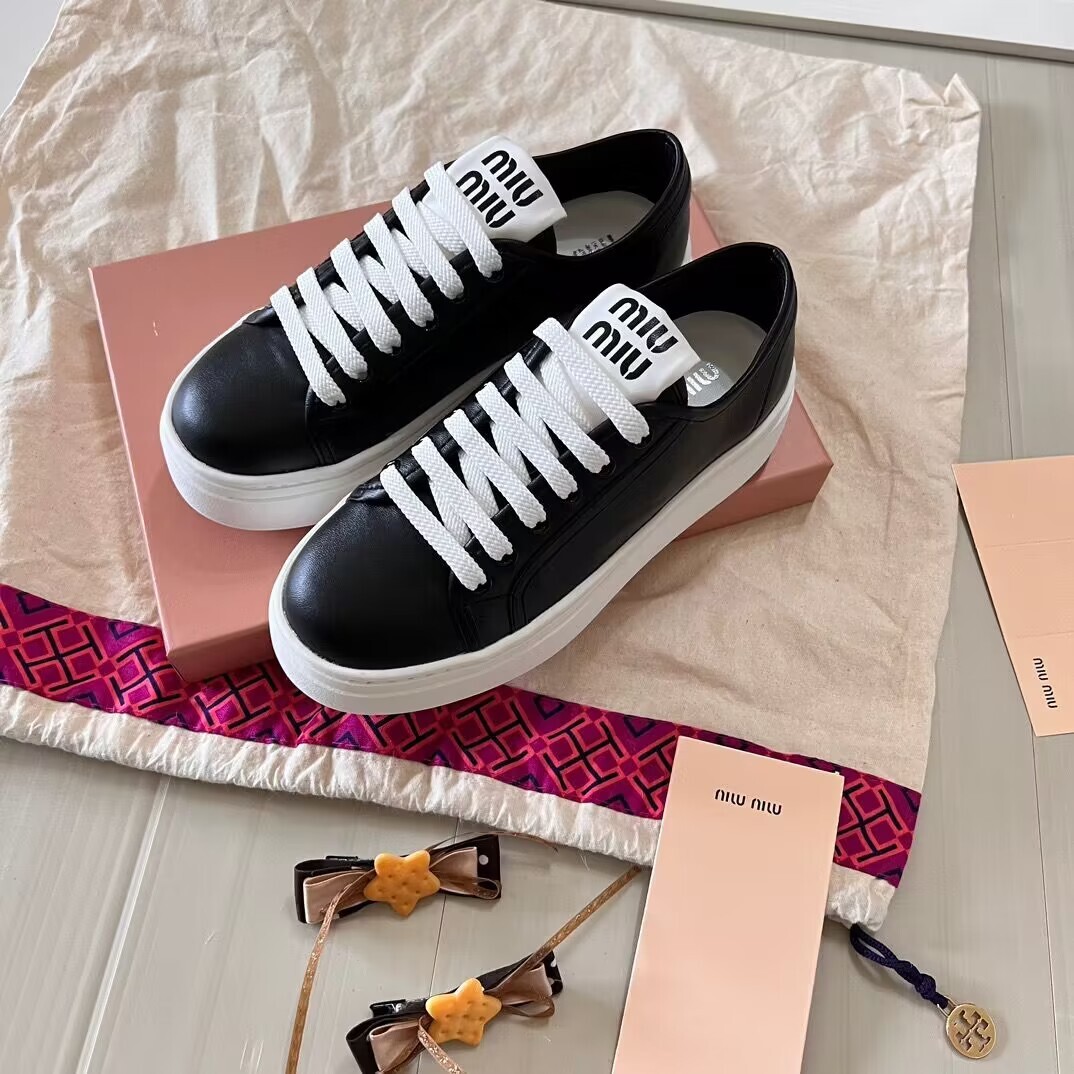 $67-LDN-534 MIU gallery