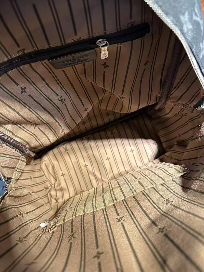 $67.5-LDN-827 LV gallery