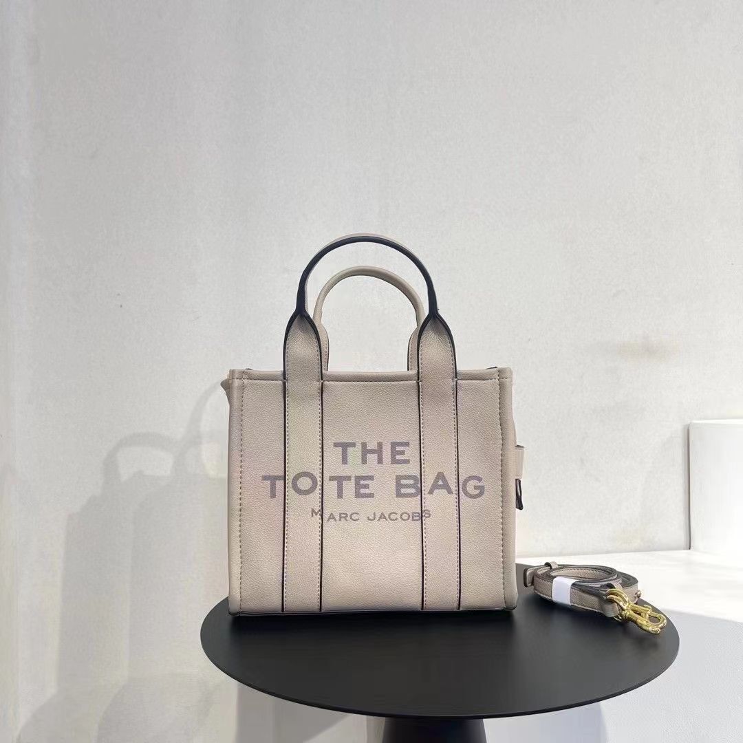 $68-LDN-478 THE gallery