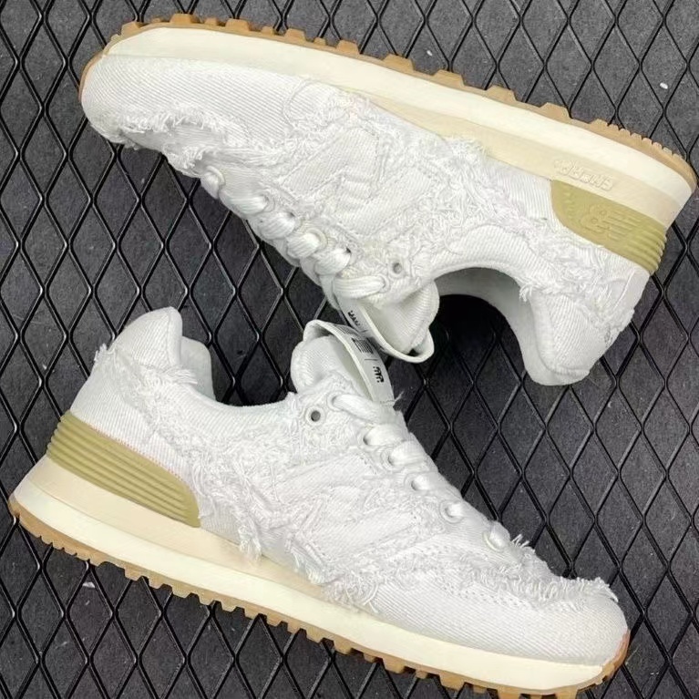 $68-LDN-530 MIU gallery